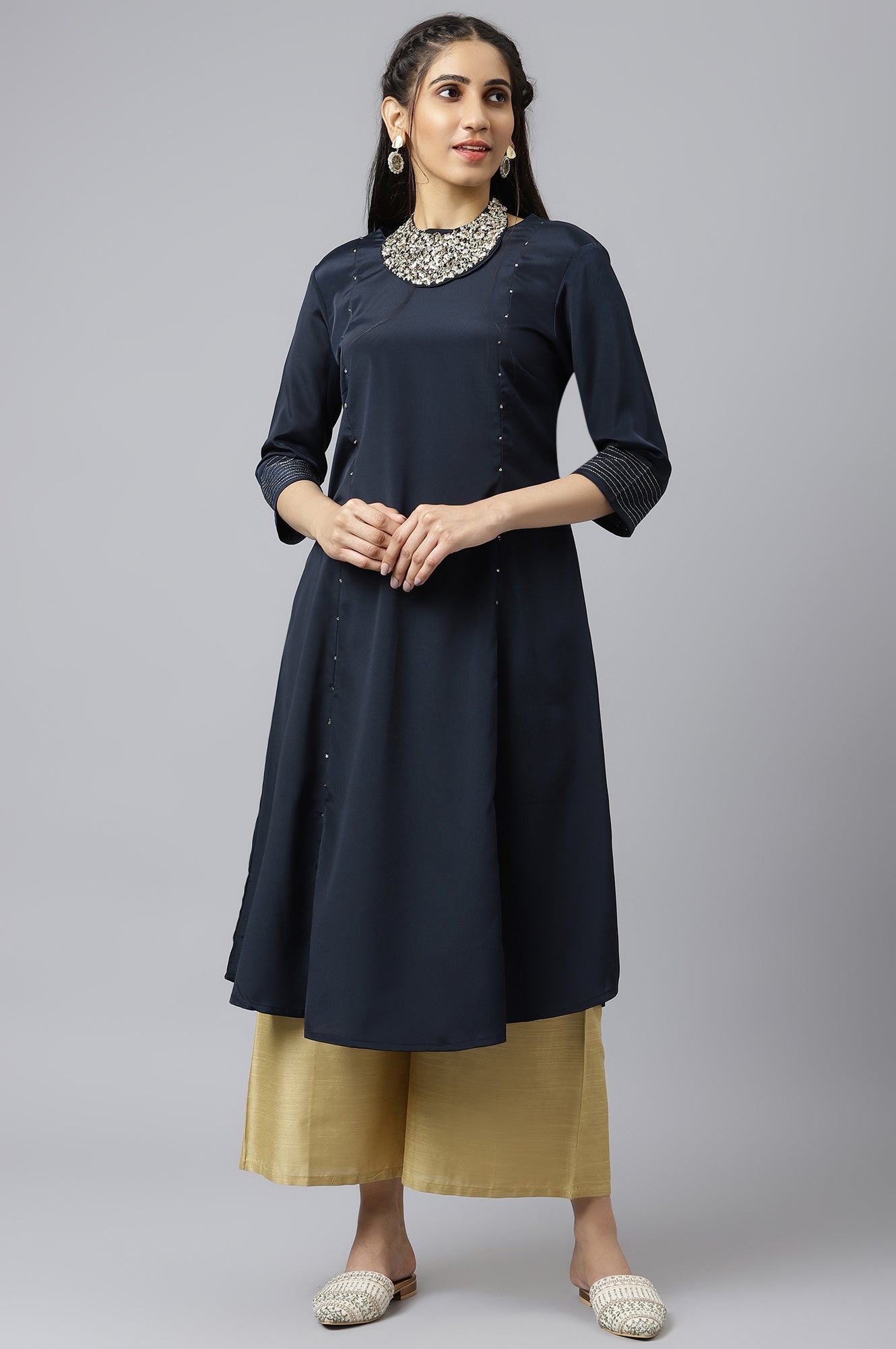 https://cdn.shopify.com/s/files/1/0722/3148/5636/files/21SKW14779-C1135_5_4ba91071-a453-4e16-bafc-e0cbccf00777.jpg?v=1772276848