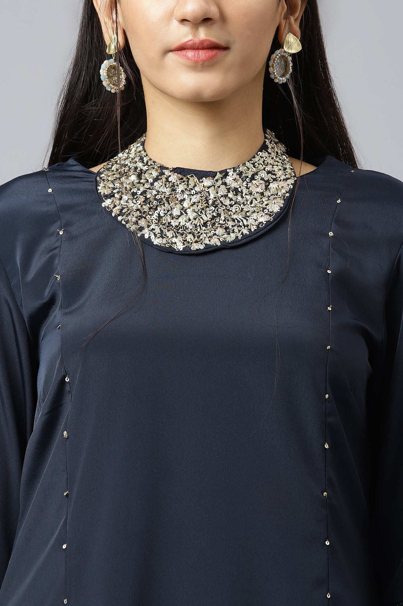 https://cdn.shopify.com/s/files/1/0722/3148/5636/files/21SKW14779-C1135_9_cb4cd30a-b4c0-466d-8f0d-98e6933cd1fc.jpg?v=1772276848