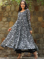 Thumbnail for Kalini Floral Printed V-Neck Anarkali Georgette Kurta - Distacart