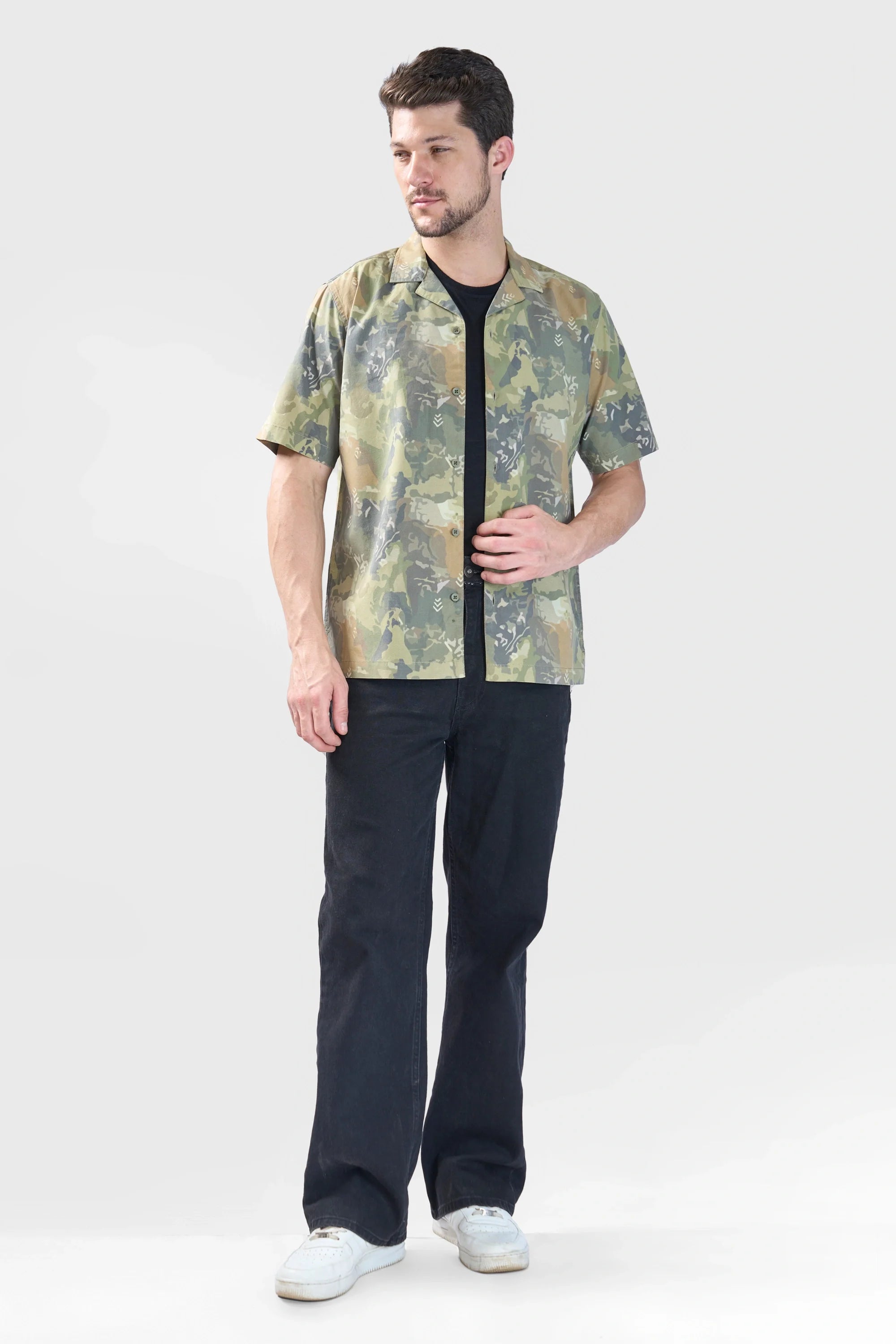 Xkind Olive Abstract Printed Relaxed Fit Shirt
