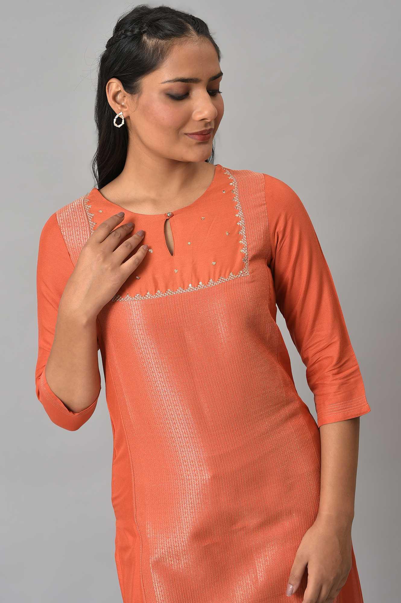 https://cdn.shopify.com/s/files/1/0722/3148/5636/files/22AUW18062-311826_5_2ab5d433-e372-43f8-8105-a32fb39e0d87.jpg?v=1760457102