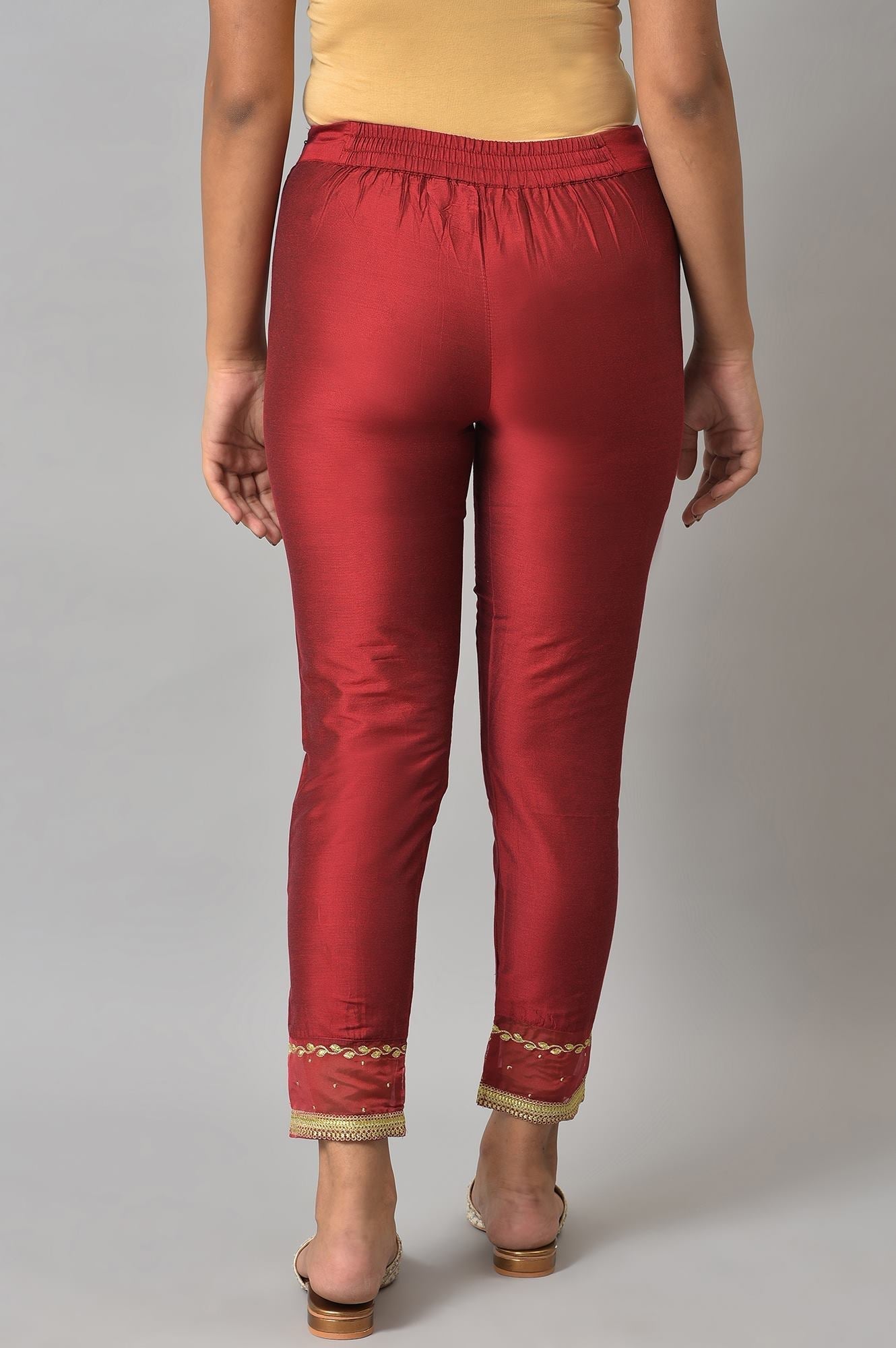 https://cdn.shopify.com/s/files/1/0722/3148/5636/files/22AUW61282-218559_2_815bc9eb-91ba-4dea-bcd2-a5c04fbc2914.jpg?v=1760475311