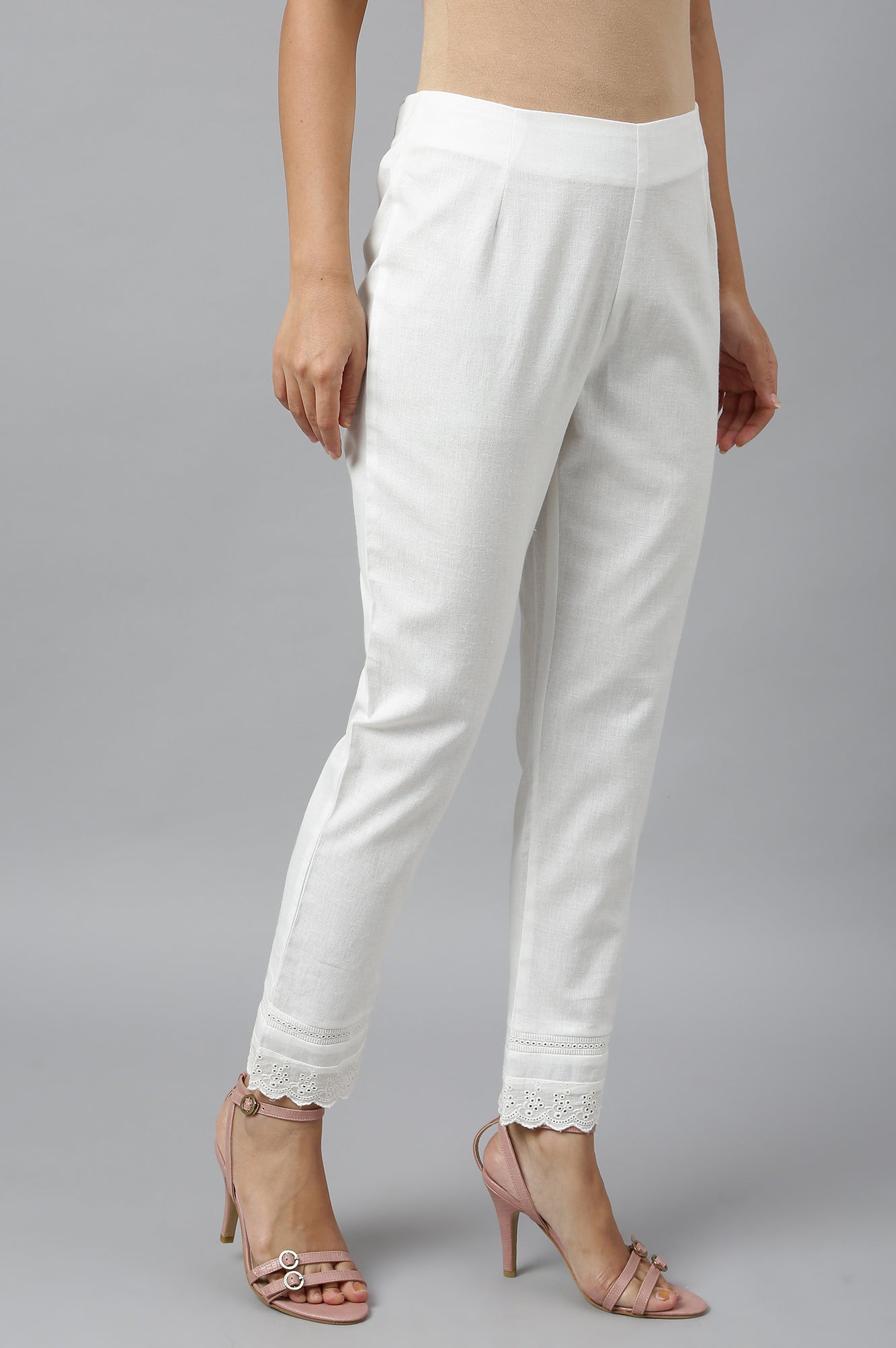 https://cdn.shopify.com/s/files/1/0722/3148/5636/files/22AUW61784-216778_5_0f87b2a2-ce71-45f8-aaaf-0bb00a1376a6.jpg?v=1772276669