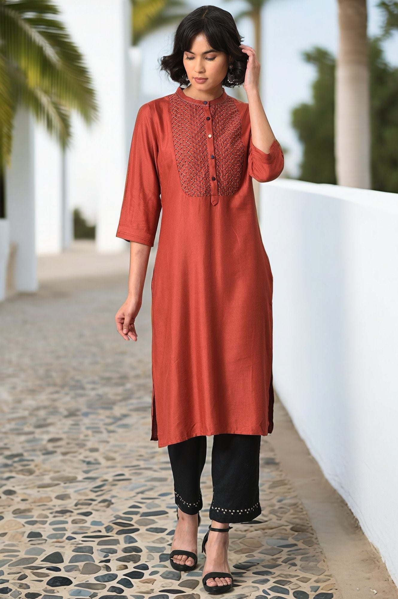 https://cdn.shopify.com/s/files/1/0722/3148/5636/files/22AUWS17706-217241.jpg?v=1760599282