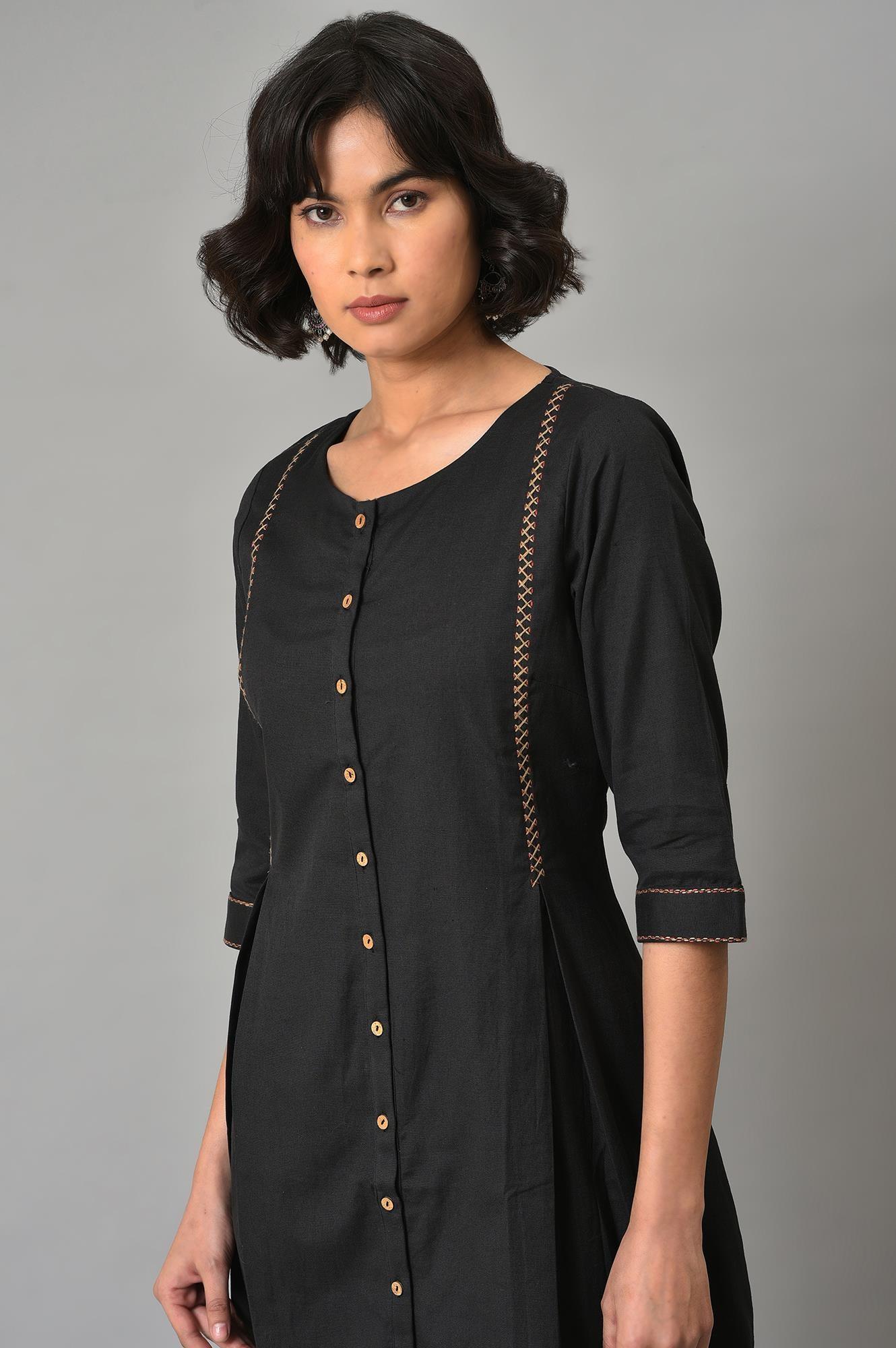 https://cdn.shopify.com/s/files/1/0722/3148/5636/files/22AUWS17709-217243_5_c2aa09ee-7cee-4ffd-ad58-774477eeeedf.jpg?v=1760598129