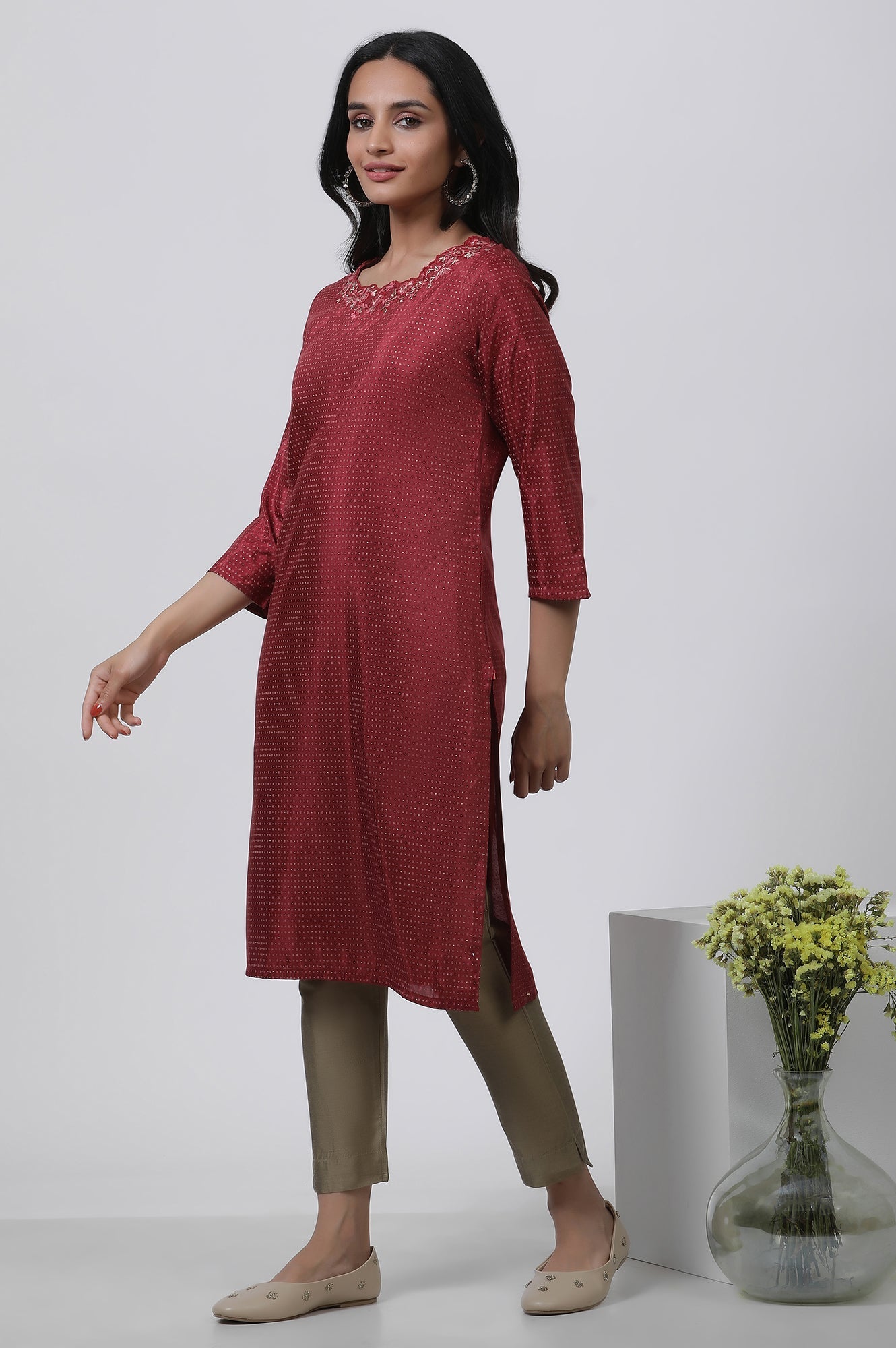 https://cdn.shopify.com/s/files/1/0722/3148/5636/files/22AUWS18059-119684_3_f97ae7ae-a5fb-4d3f-a450-0ea085831cd2.jpg?v=1772276990