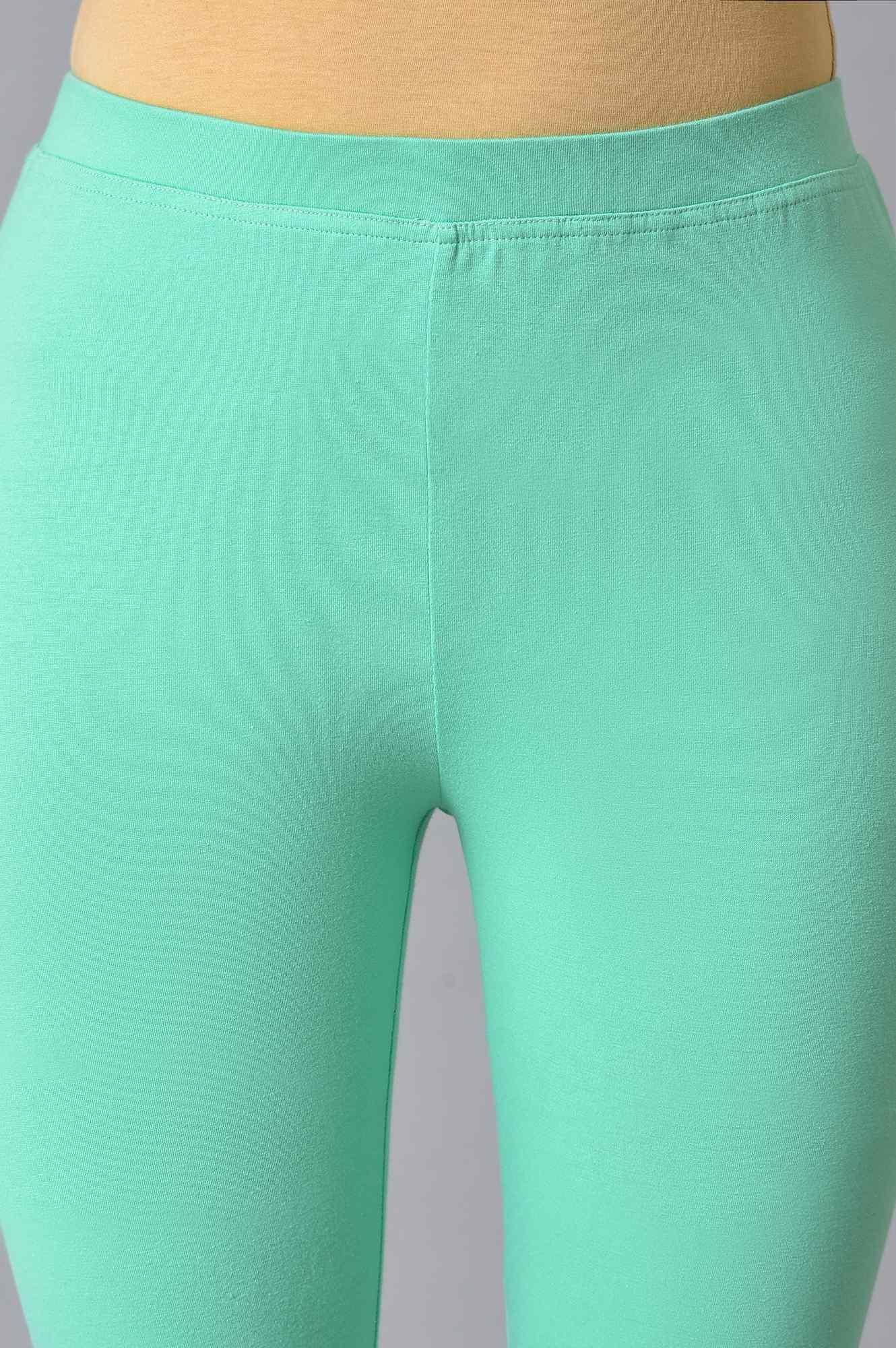 https://cdn.shopify.com/s/files/1/0722/3148/5636/files/22AUWS18198-119617_6_d06578cf-e57d-4788-8cb1-e105603d971e.jpg?v=1760602133