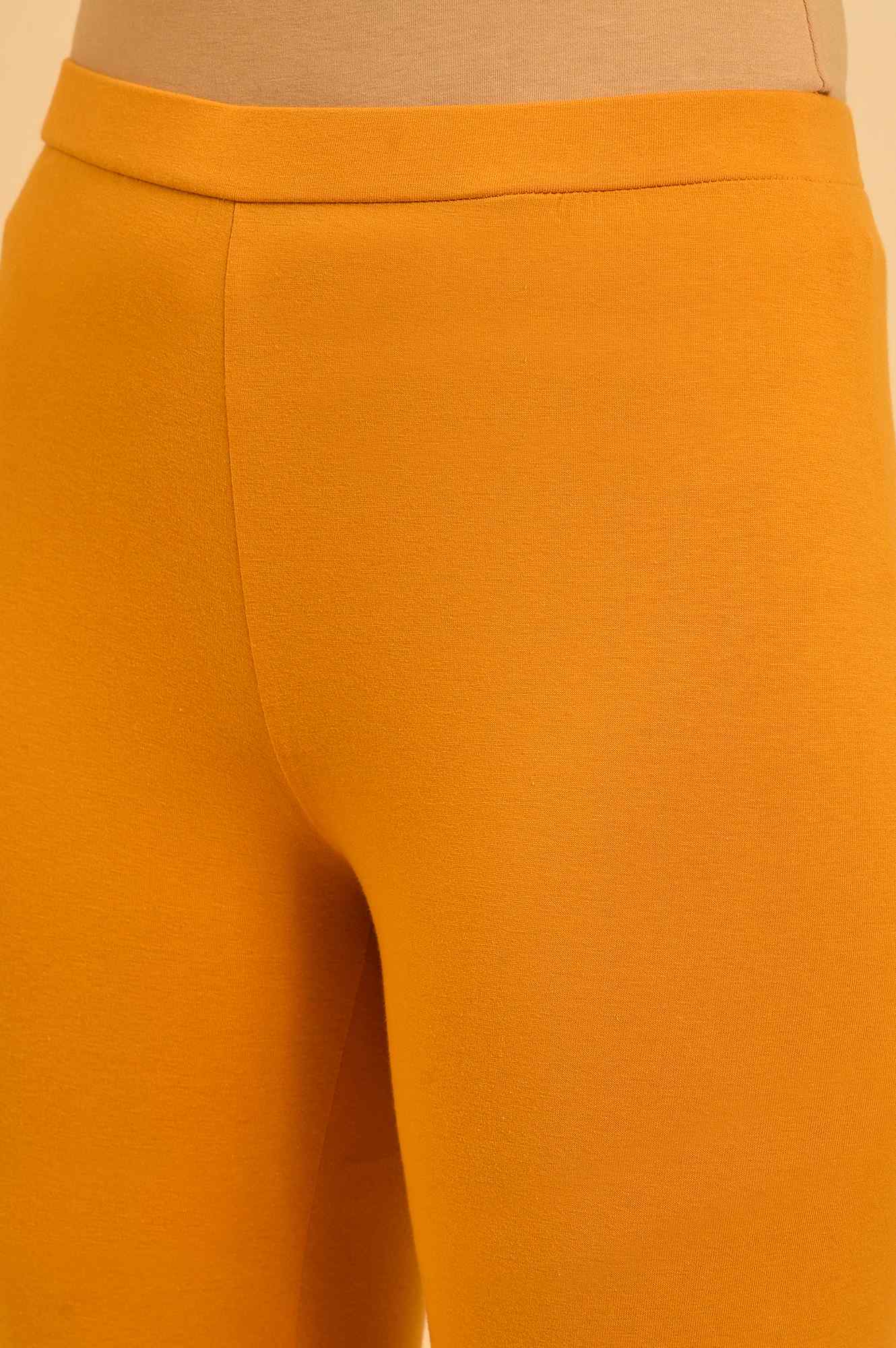 https://cdn.shopify.com/s/files/1/0722/3148/5636/files/22AUWS18257-119065_7.jpg?v=1760484053