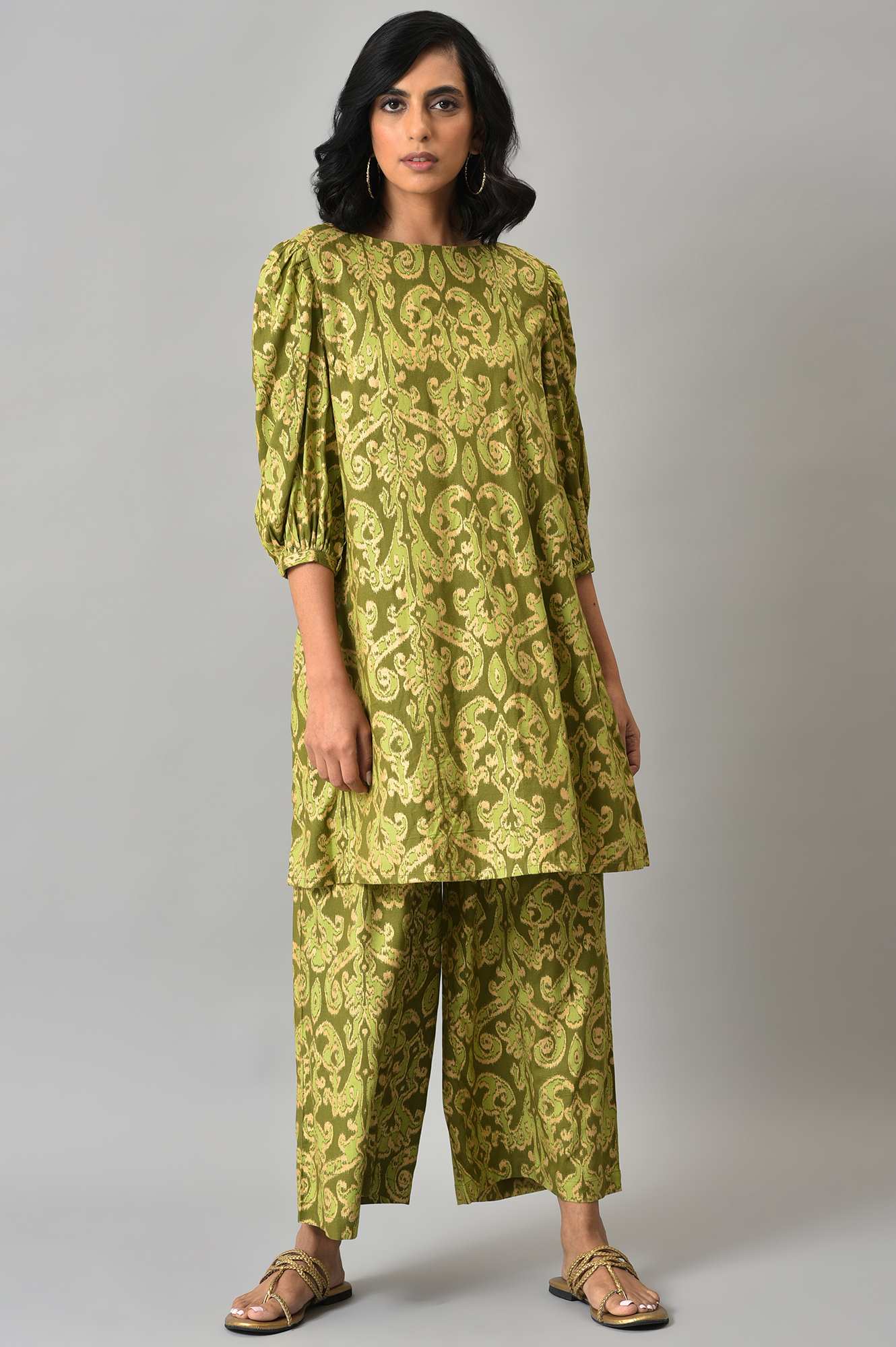 https://cdn.shopify.com/s/files/1/0722/3148/5636/files/22AUWS19130-121177_8.jpg?v=1760481789