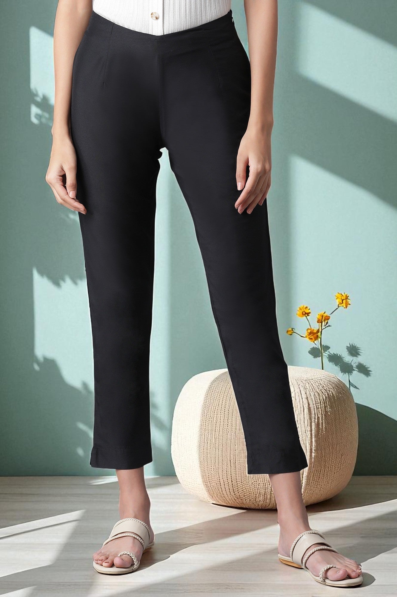 https://cdn.shopify.com/s/files/1/0722/3148/5636/files/22CRW60151-214163.jpg?v=1760467352