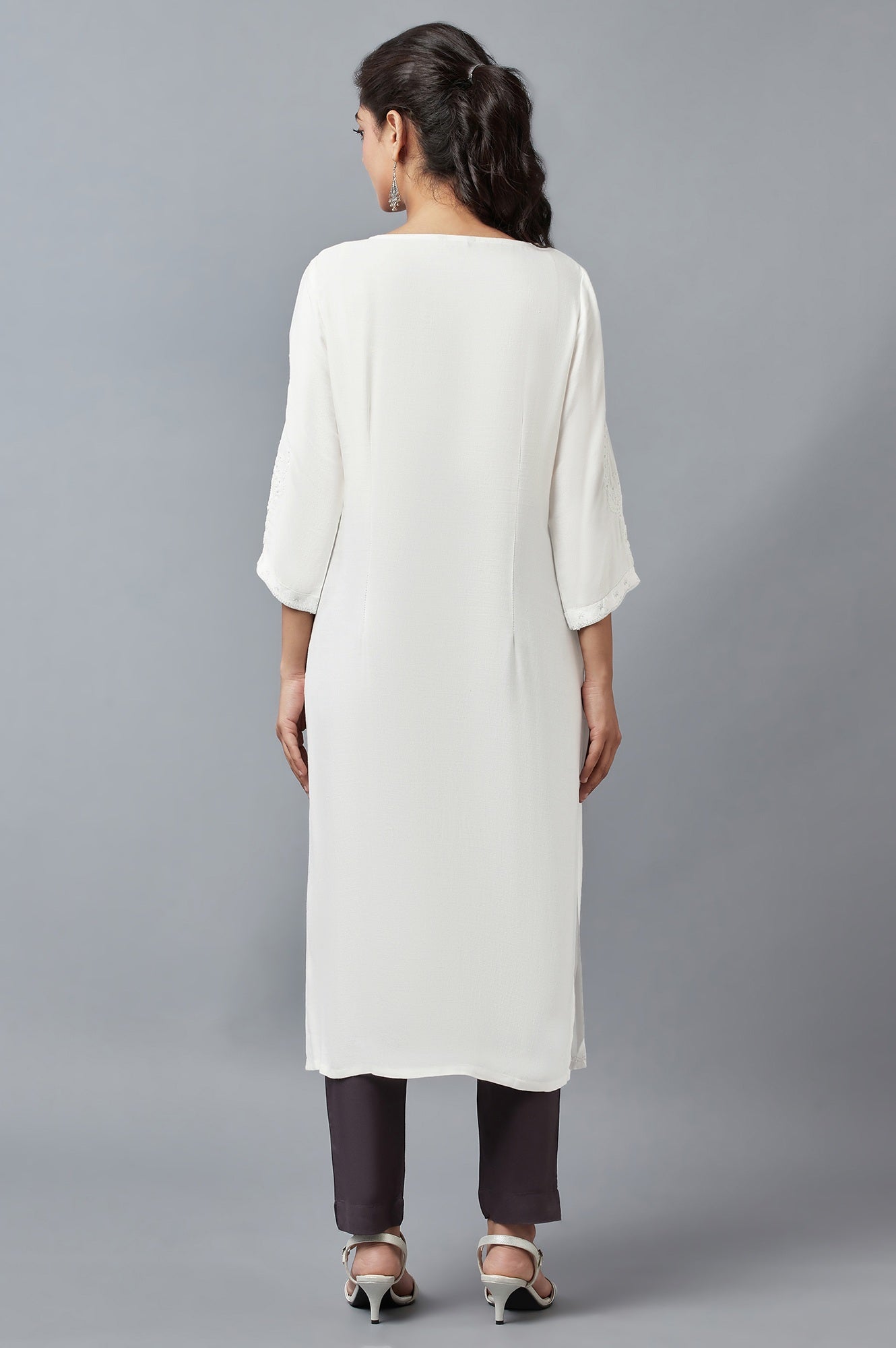 https://cdn.shopify.com/s/files/1/0722/3148/5636/files/22FEW14787-116329_2_7bf6060a-2d7f-4d6b-89d0-eb7a0ec425c7.jpg?v=1760482341