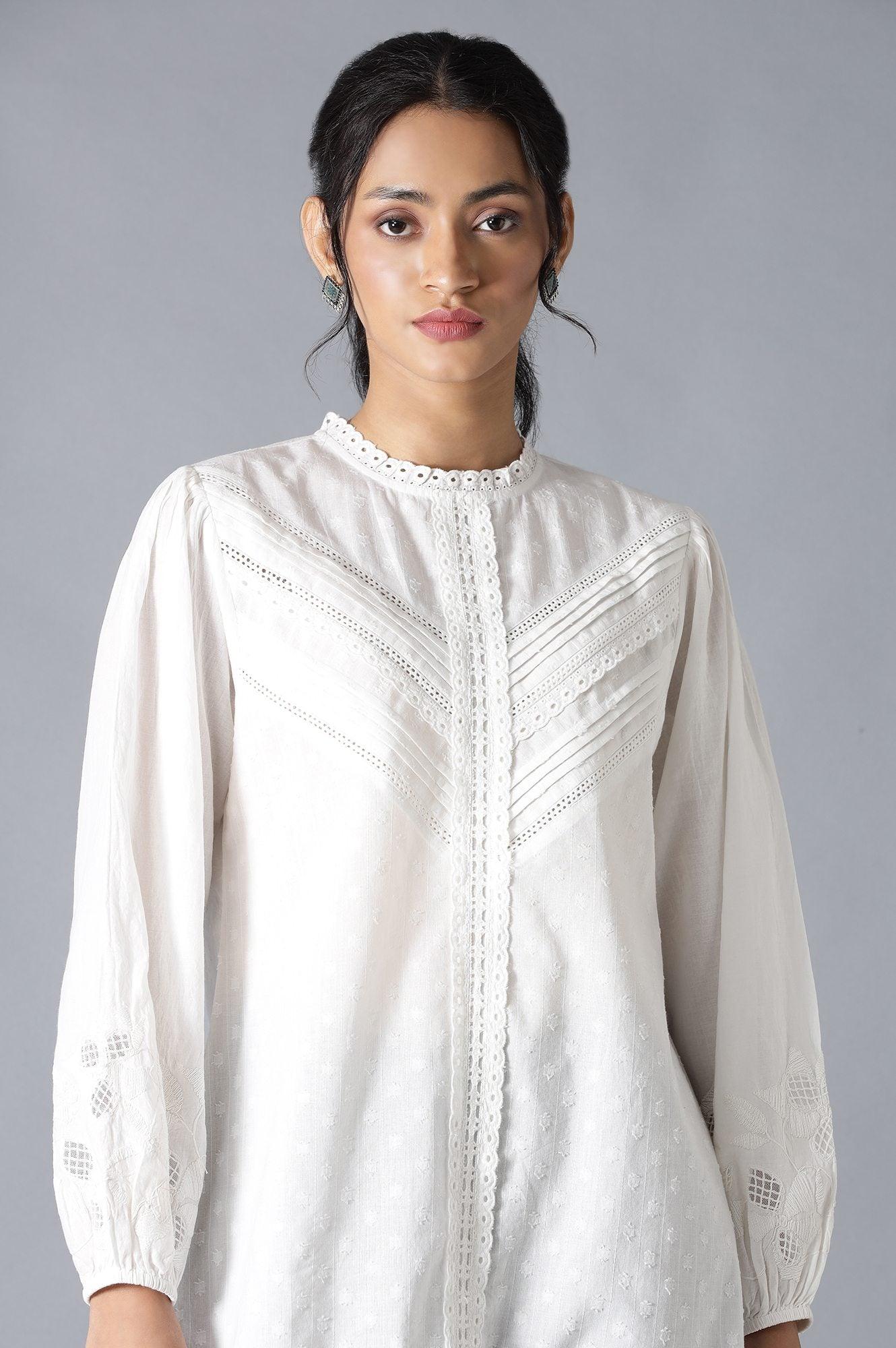 https://cdn.shopify.com/s/files/1/0722/3148/5636/files/22FEW31138-830058_5_33f90e12-e608-470d-9d9c-19a603d0b975.jpg?v=1760465393