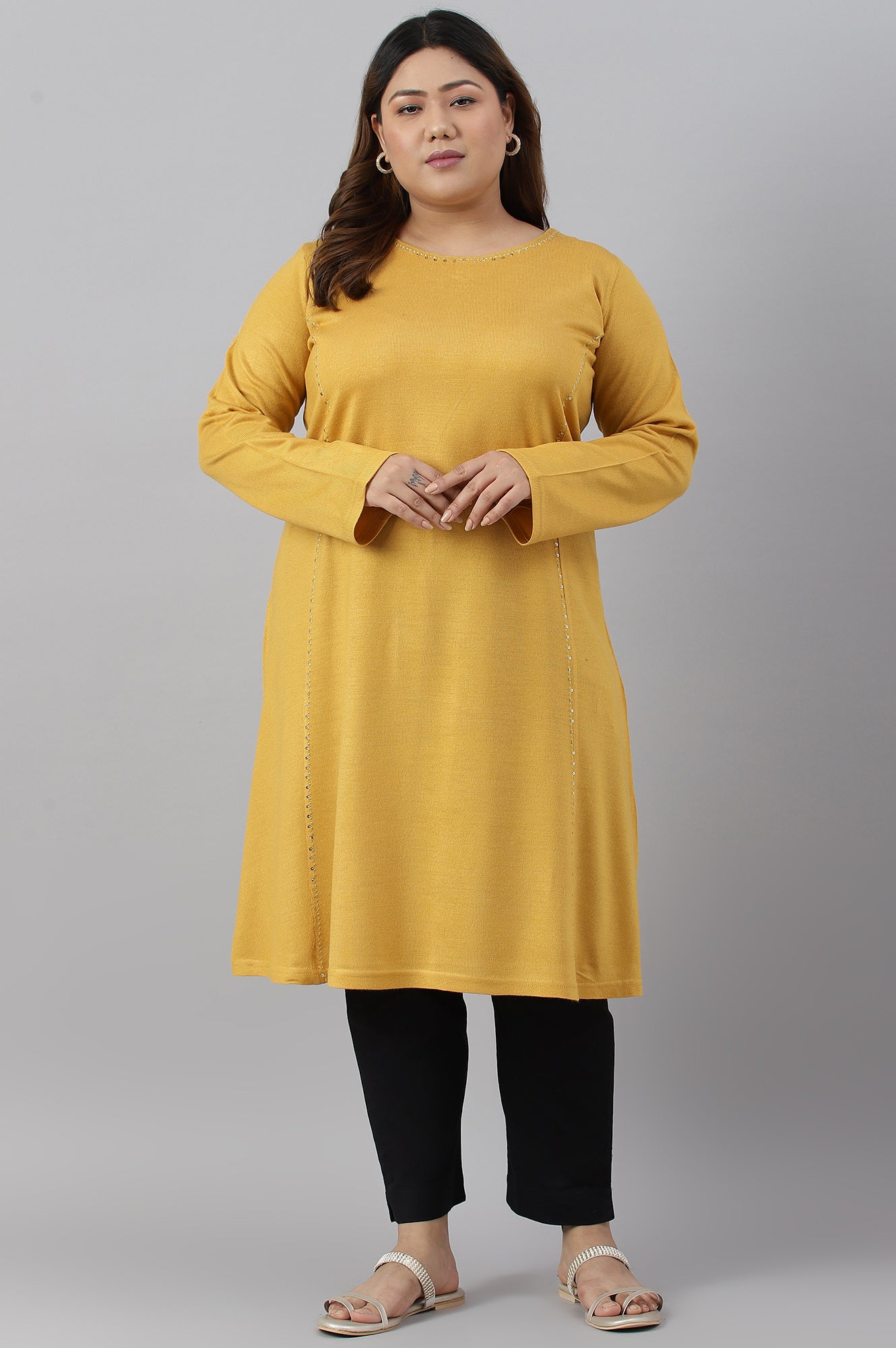 https://cdn.shopify.com/s/files/1/0722/3148/5636/files/22NOW18369G-215921_1.jpg?v=1760459711