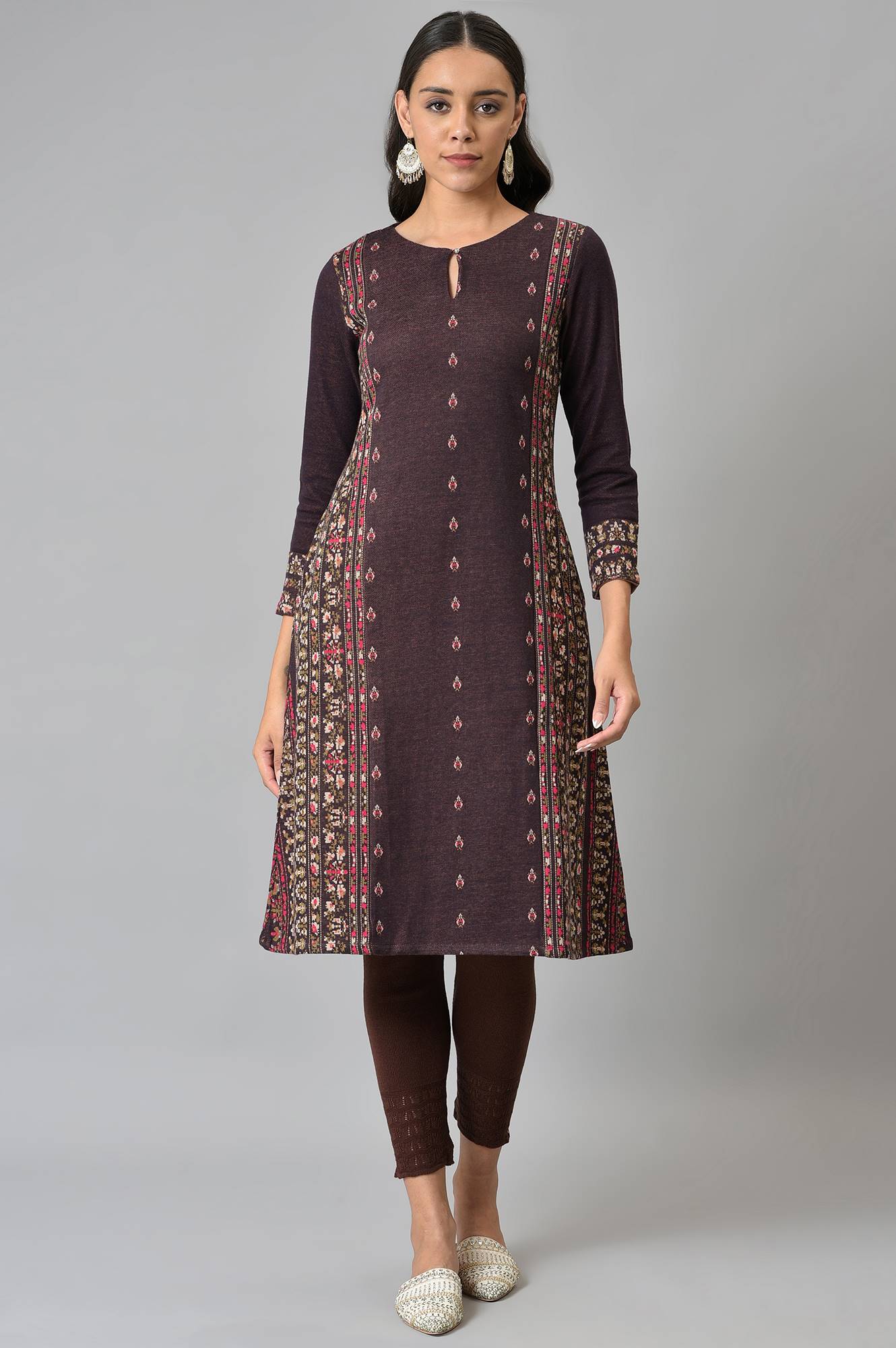 https://cdn.shopify.com/s/files/1/0722/3148/5636/files/22NOW18500-312468_1.jpg?v=1760602666