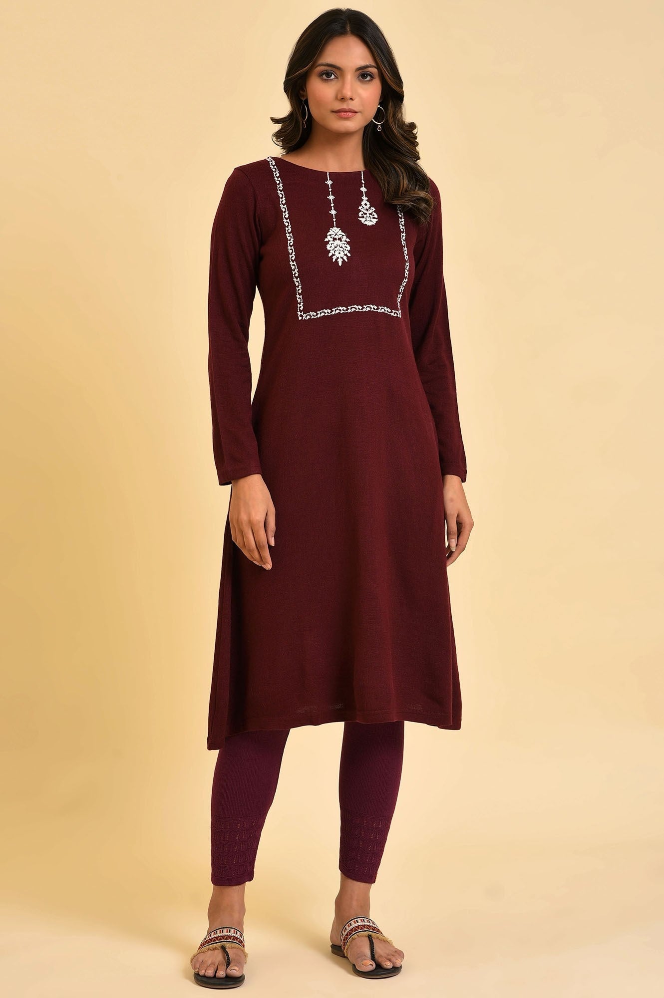 https://cdn.shopify.com/s/files/1/0722/3148/5636/files/22NOW62081-215940_5_d26b717e-c1ea-4c42-ac4c-dfa52427ba25.jpg?v=1760605195