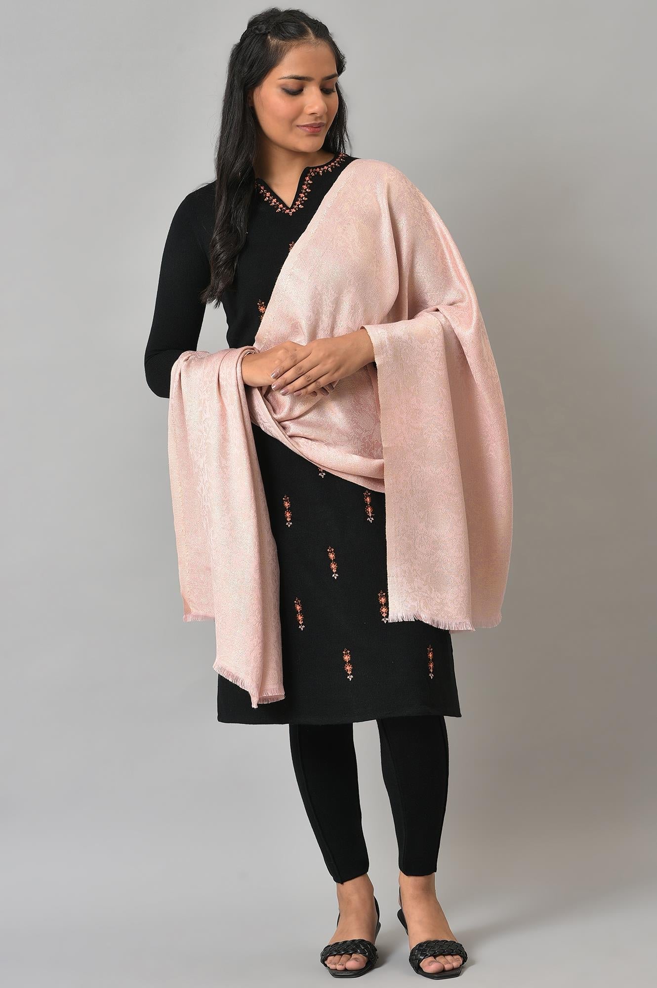 https://cdn.shopify.com/s/files/1/0722/3148/5636/files/22NOW81567-312731_2_1d3be679-d817-4add-96fb-b5ebecfb52c0.jpg?v=1772275666