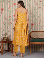 Thumbnail for Ode by House of Pataudi Women Floral Printed Regular Kurta with Palazzos & With Dupatta - Distacart