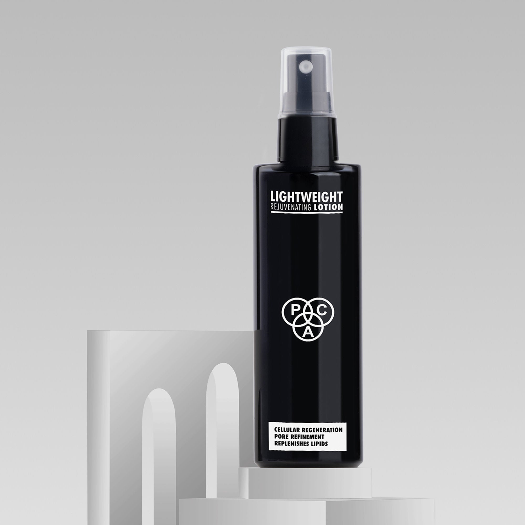 PAC Studio Lightweight Rejuvinating Lotion