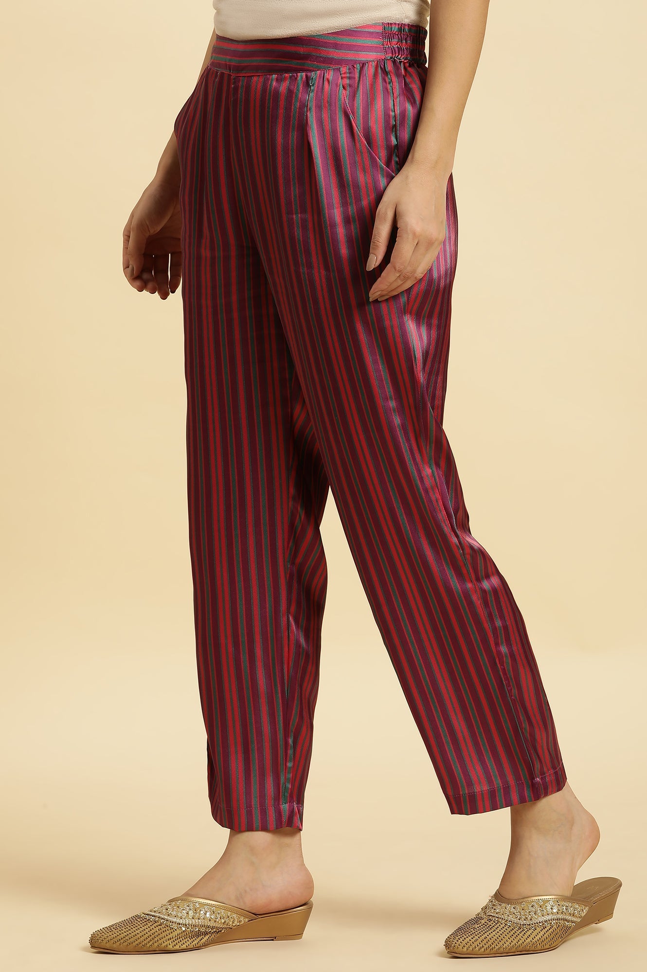 https://cdn.shopify.com/s/files/1/0722/3148/5636/files/23AUW62631-122315_2_0f22e6ce-53a7-4b11-9c6d-e6f96a8e71bf.jpg?v=1760605345