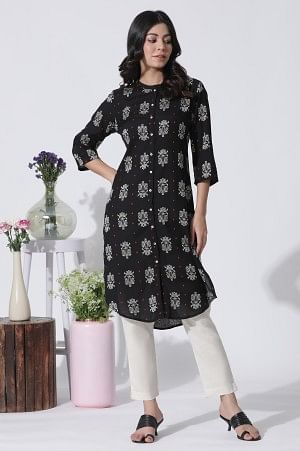 https://cdn.shopify.com/s/files/1/0722/3148/5636/files/23AUWS19455-312859_1_01b7e77a-ae63-4033-9fb2-bcb11d893b01.jpg?v=1760608438