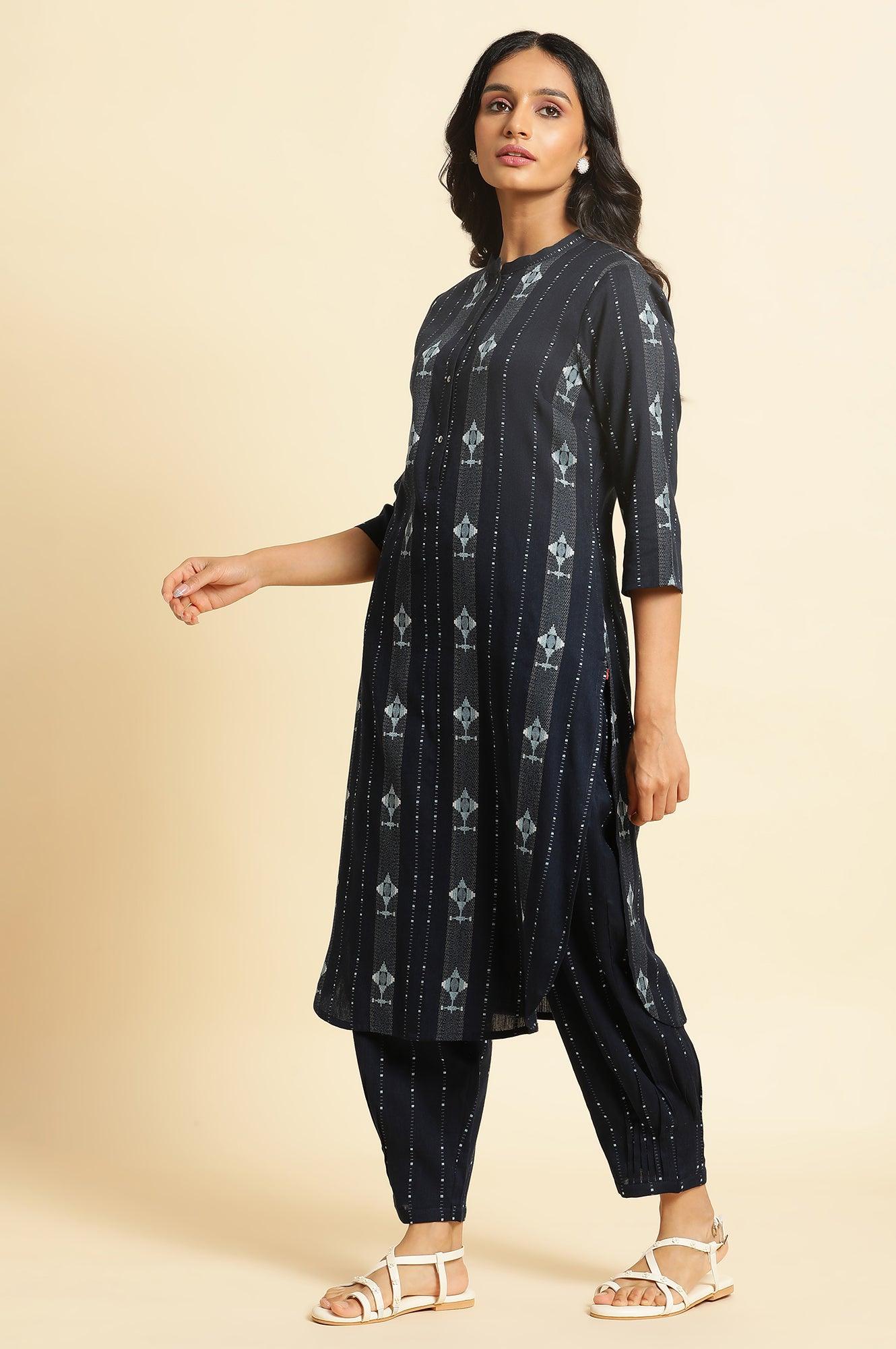 https://cdn.shopify.com/s/files/1/0722/3148/5636/files/23AUWS19908-312956_2_b3c67931-7ed8-4d73-af05-fe2123d77adf.jpg?v=1760456460