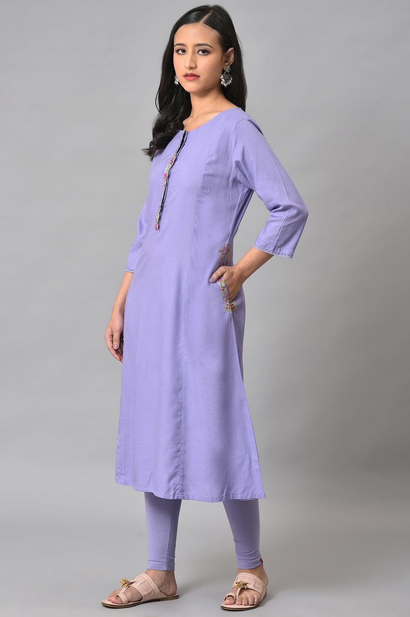https://cdn.shopify.com/s/files/1/0722/3148/5636/files/23FEW18431-218437_3_01a2a7ab-01e4-4a11-ae5f-c3cbe6c1f482.jpg?v=1760463412