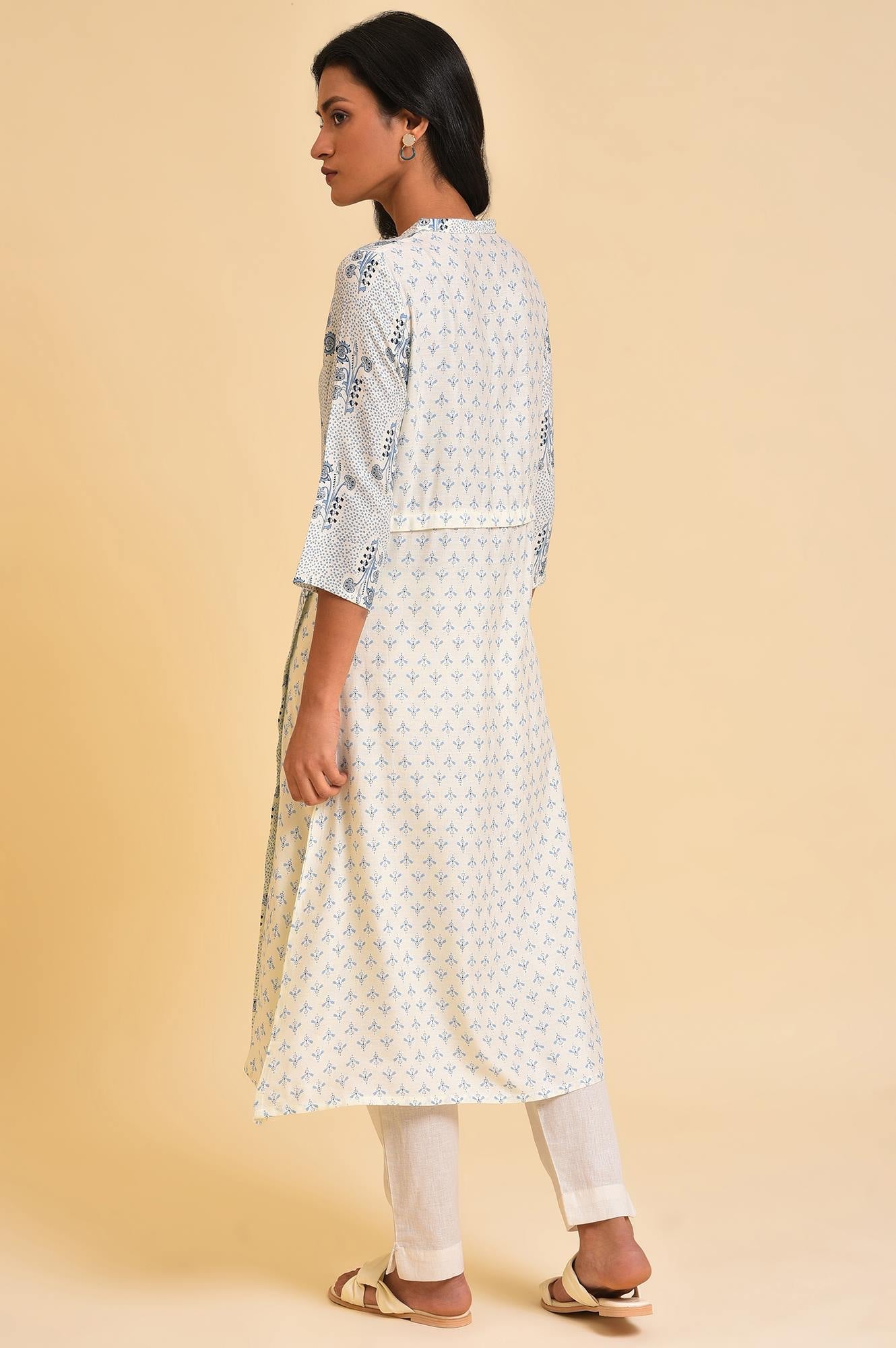 https://cdn.shopify.com/s/files/1/0722/3148/5636/files/23FEW19268-120854_2_79b1c28d-8729-4b11-ae1e-d74e407cdacd.jpg?v=1760476373