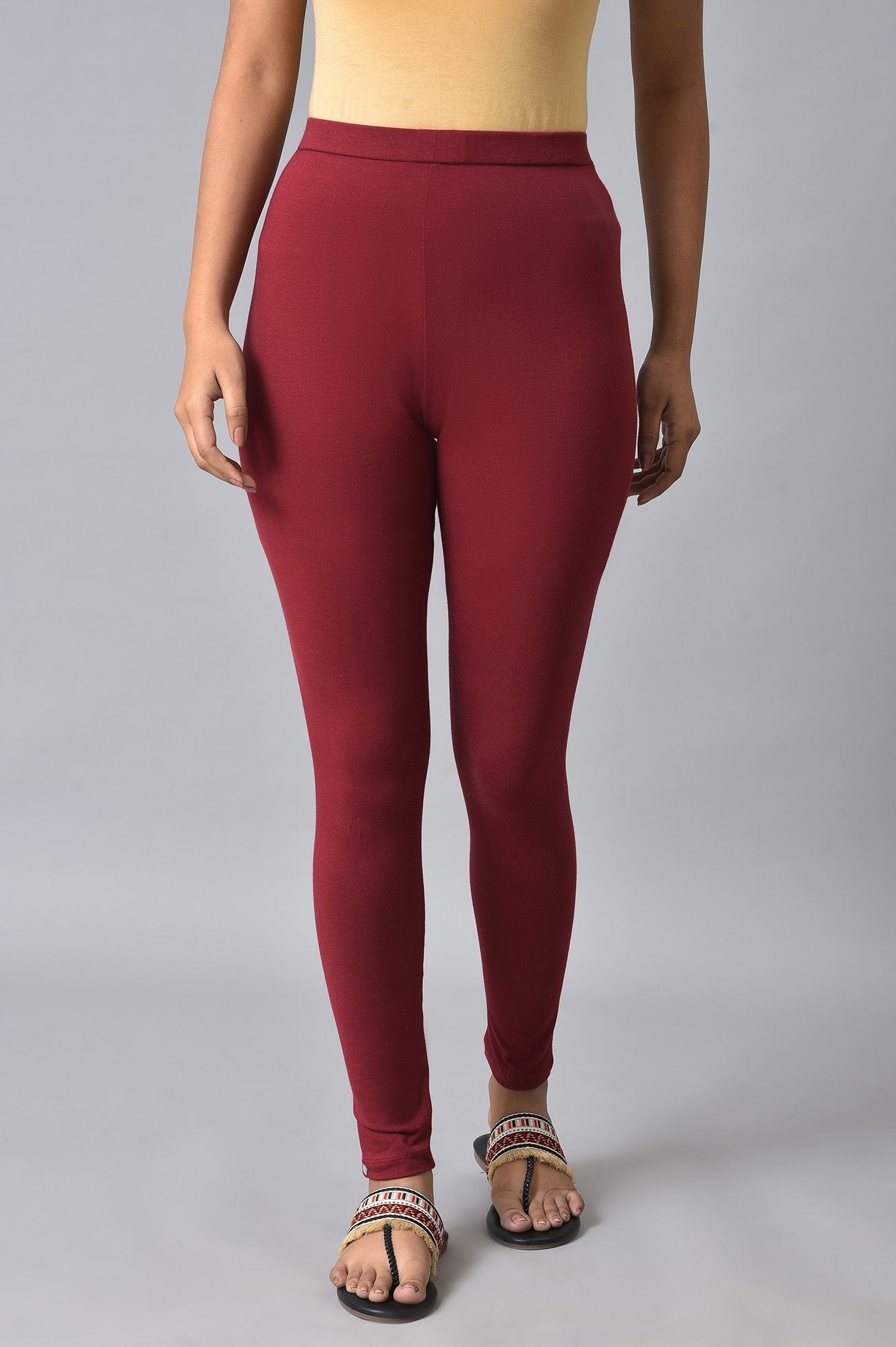https://cdn.shopify.com/s/files/1/0722/3148/5636/files/23FEW60105-218603_1_999516cf-94bf-4cd7-9c4e-1a44a964939e.jpg?v=1760605429