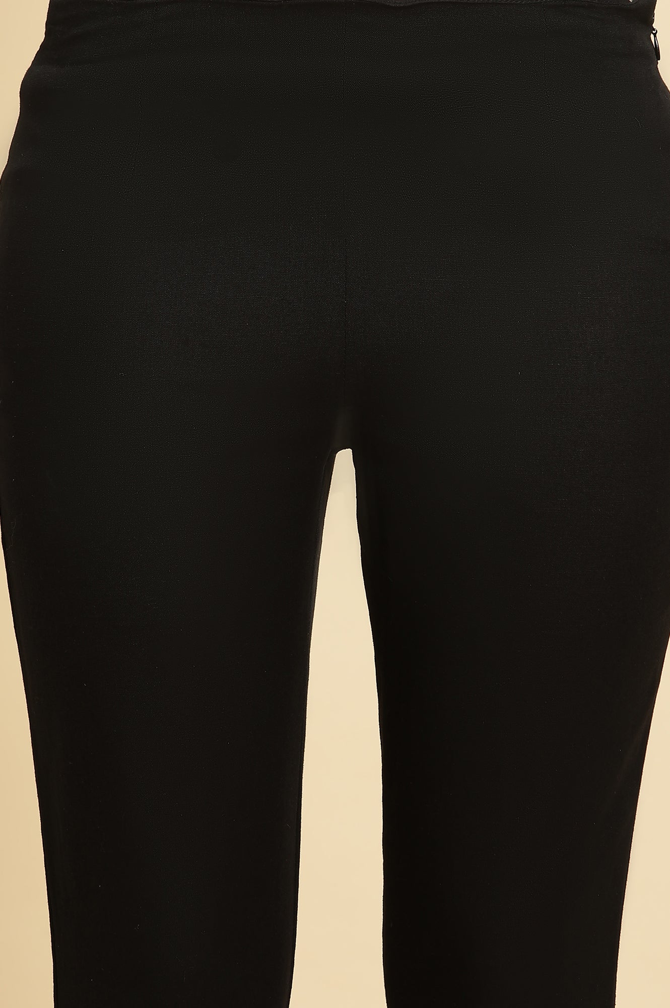 https://cdn.shopify.com/s/files/1/0722/3148/5636/files/23FEW62729A-218848L_6_f5f63eaa-d99c-4e0a-97f4-fbcaa421fdfc.jpg?v=1760497892