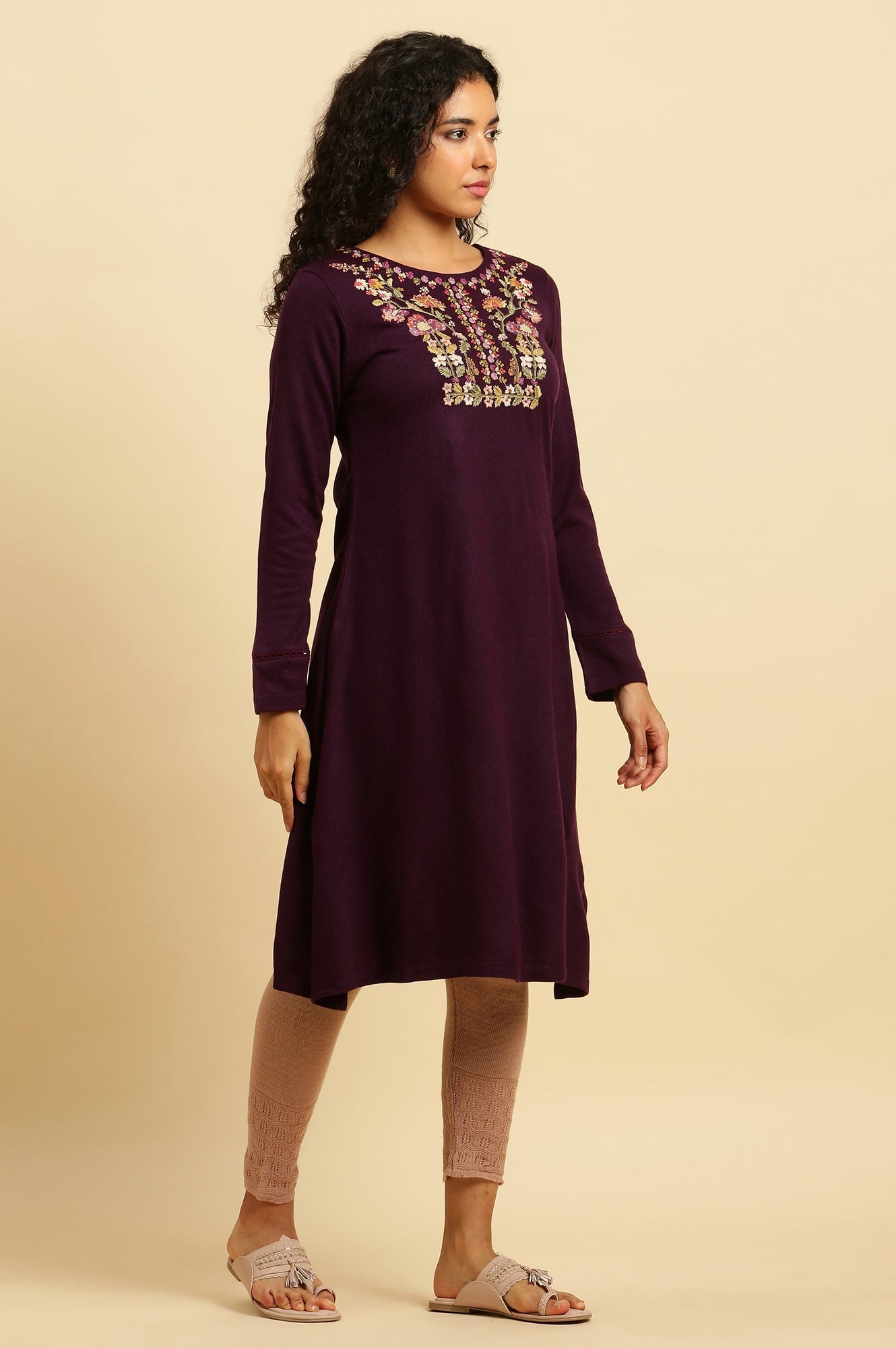 https://cdn.shopify.com/s/files/1/0722/3148/5636/files/23NOW10198-217146_5_77b01d1a-7cff-482e-9a0d-65bf36736c88.jpg?v=1760460520