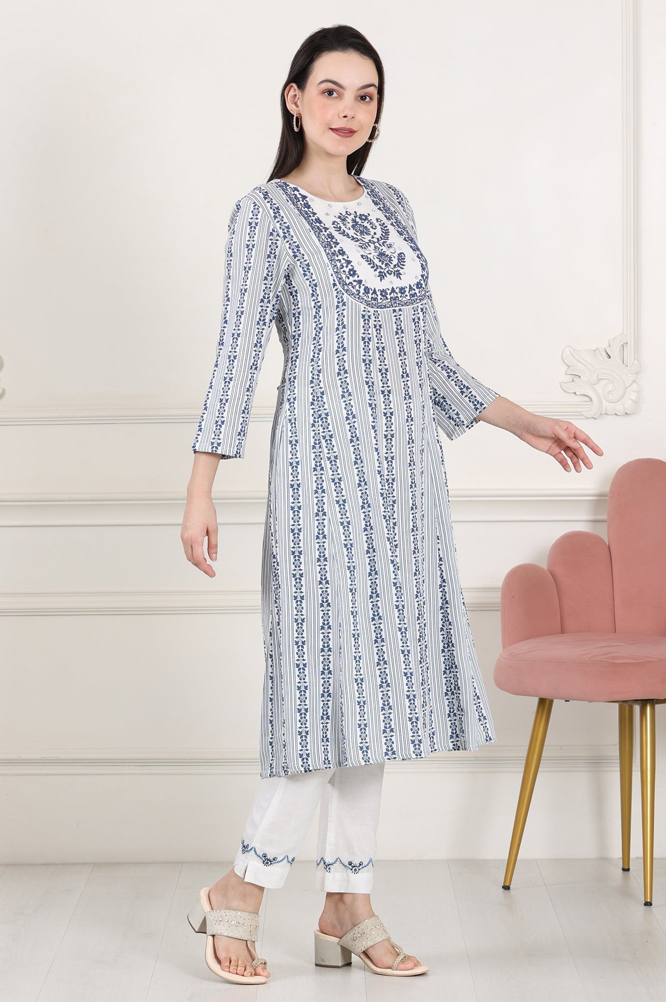 https://cdn.shopify.com/s/files/1/0722/3148/5636/files/24AUSTW12082-123003_6_89075bc4-1fee-4a0d-97b1-d2faca52cb2c.jpg?v=1760483495
