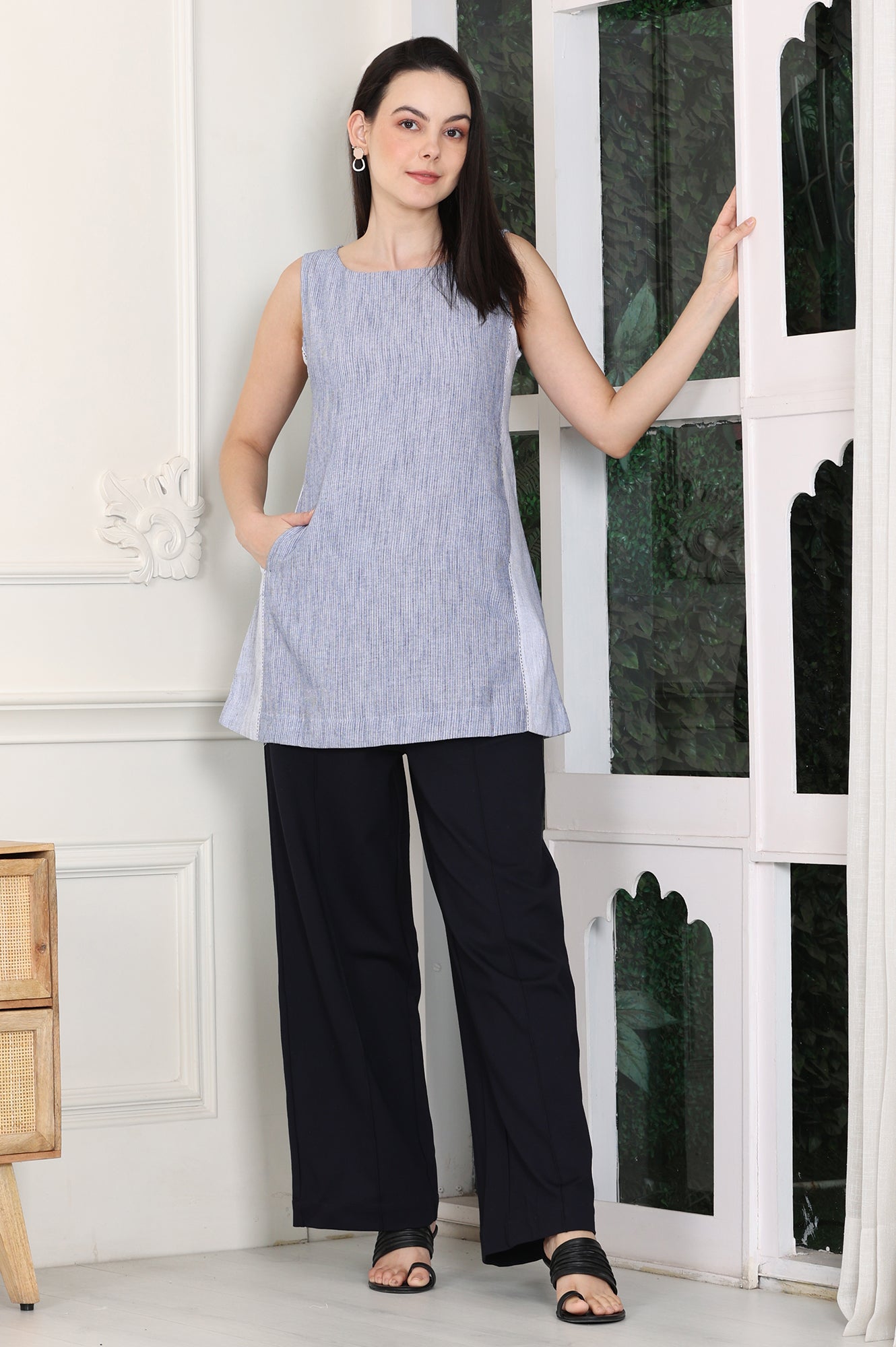 https://cdn.shopify.com/s/files/1/0722/3148/5636/files/24AUSTW31084-312836_8_33633a6e-e3f8-44c8-bf35-68b3dacf9632.jpg?v=1760483207