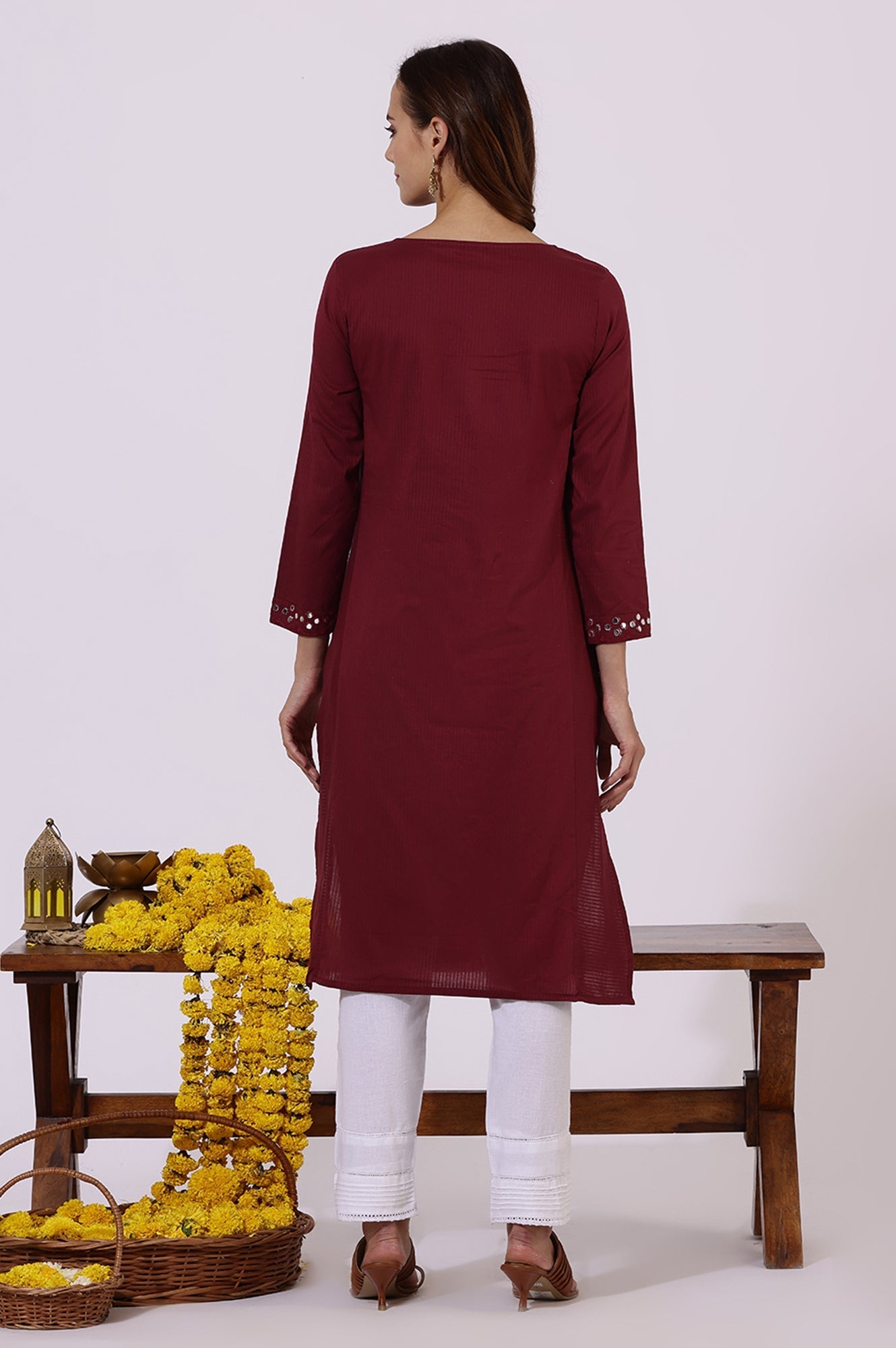 https://cdn.shopify.com/s/files/1/0722/3148/5636/files/24AUW11367-221943_5.jpg?v=1760493070