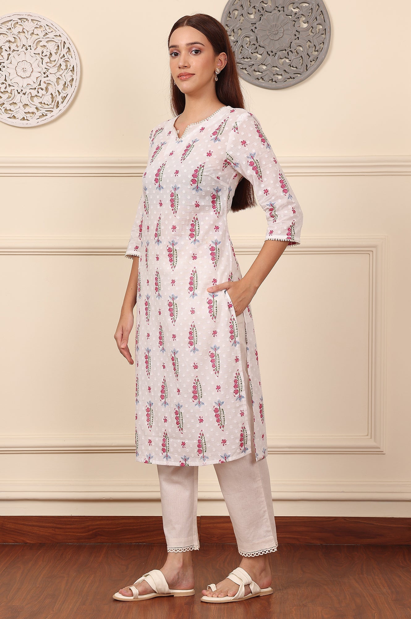 https://cdn.shopify.com/s/files/1/0722/3148/5636/files/24AUW12019-124748_6.jpg?v=1760484545