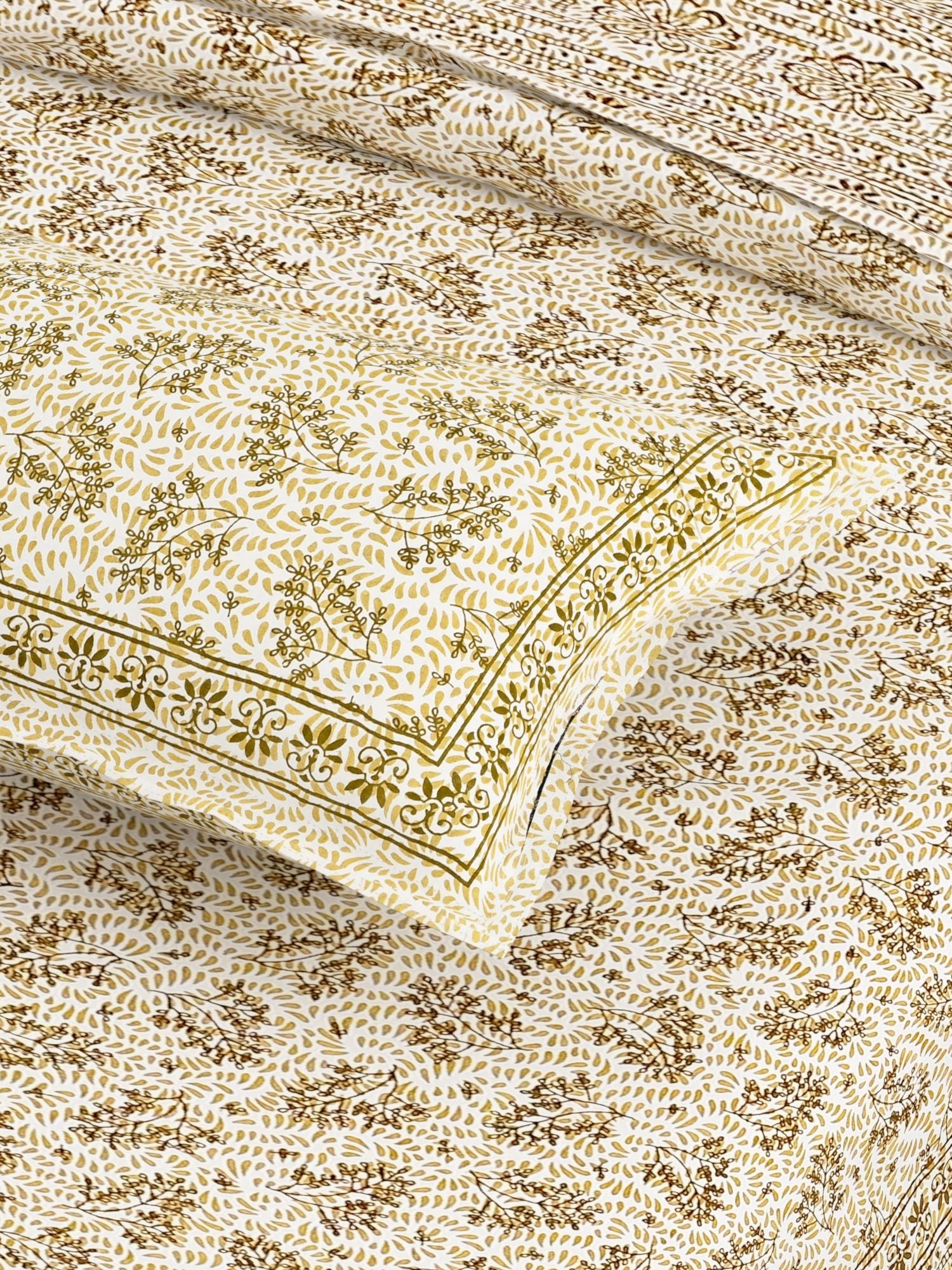 White Orange Ethnic Motifs Cotton 200TC King Bedsheet With 2 Zipper Pillow Covers - King Size by House of Ree - Distacart