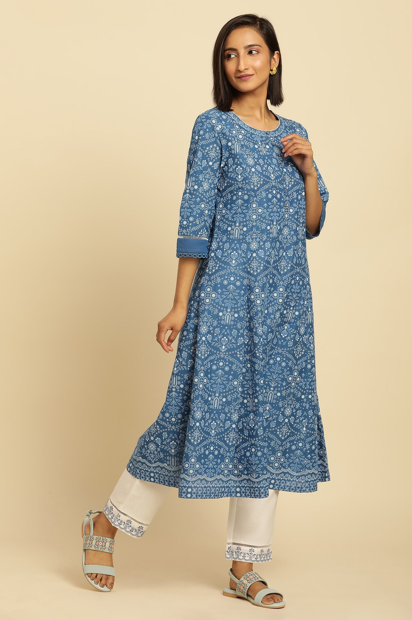 https://cdn.shopify.com/s/files/1/0722/3148/5636/files/24FEW10527-123060_5_8a3bb592-4e83-4721-b168-7fec0843f9c1.jpg?v=1760599185