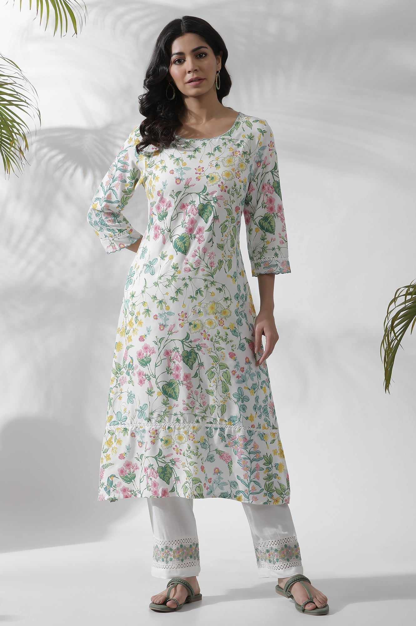 https://cdn.shopify.com/s/files/1/0722/3148/5636/files/24FEW10592-121987_2_584b7bab-45b4-4c11-bc7a-b56bcf90fc7a.jpg?v=1760464696