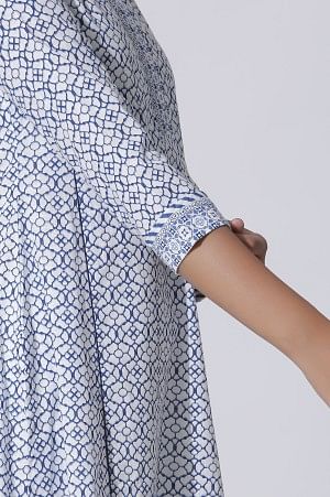 https://cdn.shopify.com/s/files/1/0722/3148/5636/files/24FEW10598-123005_7_6695dce2-6eaf-450d-8afe-a2aaa86d21c1.jpg?v=1760475134