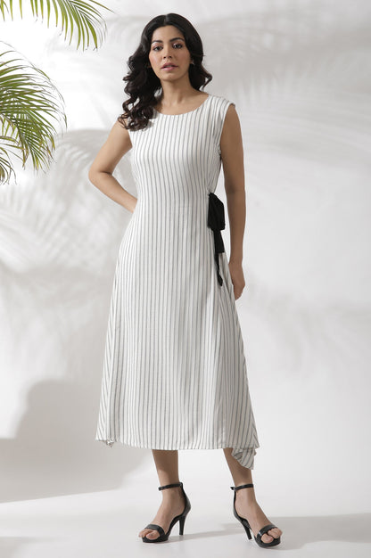 https://cdn.shopify.com/s/files/1/0722/3148/5636/files/24FEW10724-830325_2.jpg?v=1760465267