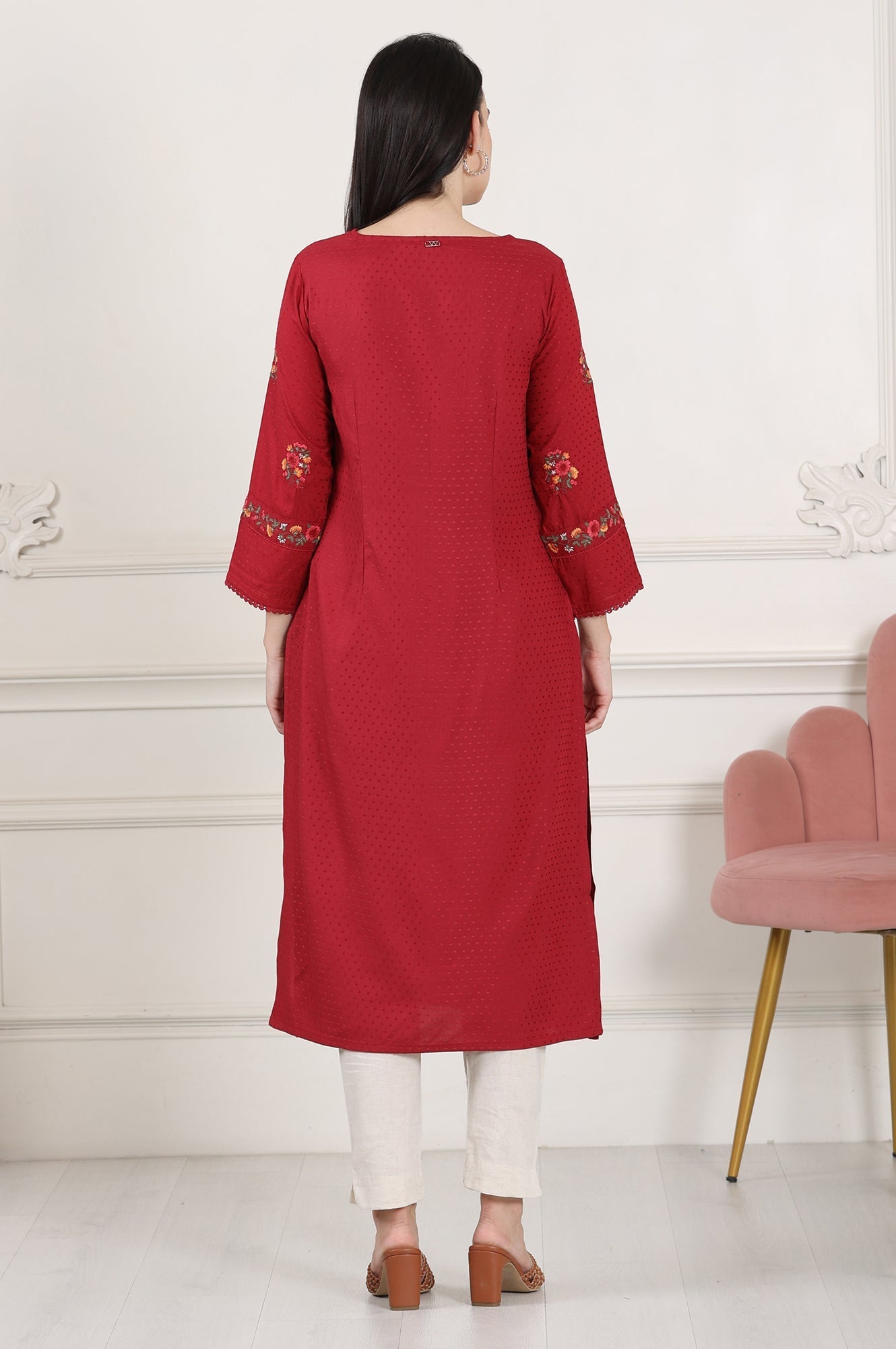 https://cdn.shopify.com/s/files/1/0722/3148/5636/files/24FEW11018-222028_5_2da64294-5a09-400e-836d-3eff36dc671e.jpg?v=1760483336
