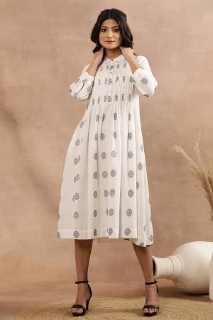 https://cdn.shopify.com/s/files/1/0722/3148/5636/files/24FEW11081-313884_2_dc187afd-54ee-4dd3-a3f6-569bfa2d267a.jpg?v=1760465411
