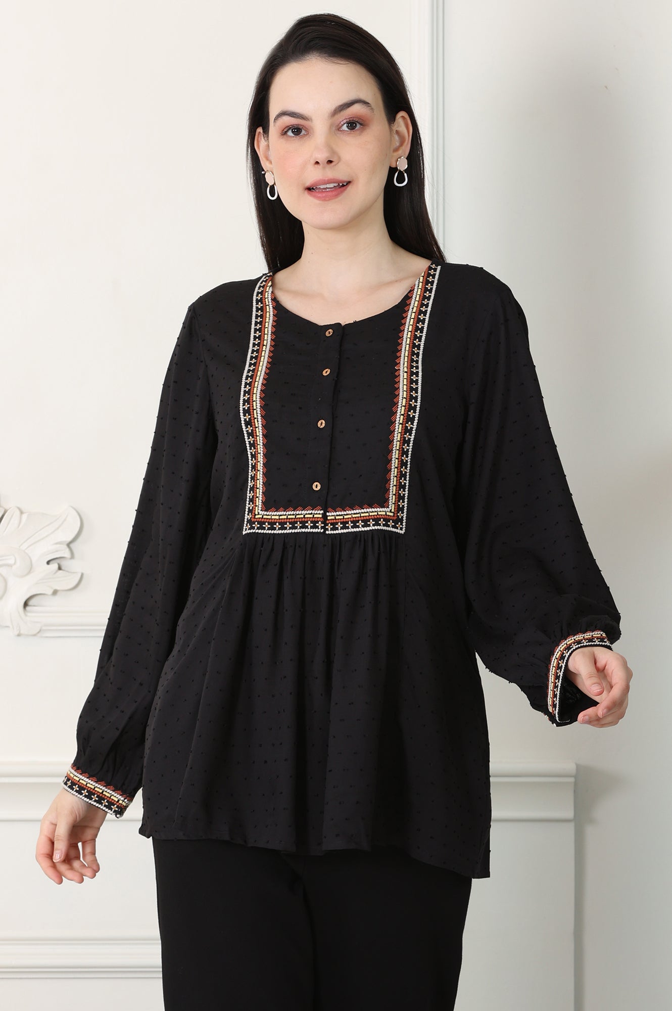 https://cdn.shopify.com/s/files/1/0722/3148/5636/files/24FEW30904-221983_2_cafb73da-d2a8-4e52-9c66-84836186e209.jpg?v=1760483670