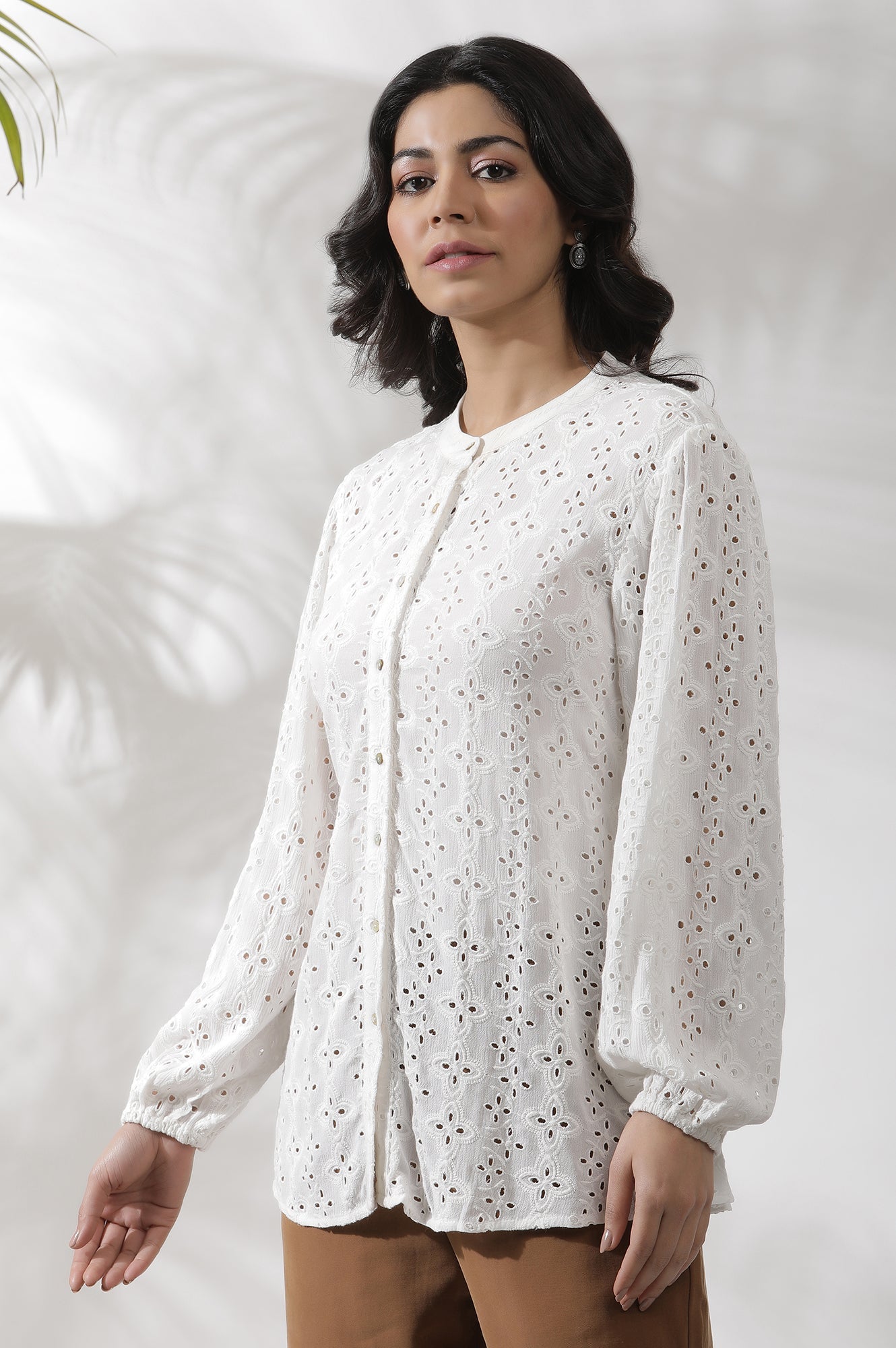 https://cdn.shopify.com/s/files/1/0722/3148/5636/files/24FEW30919-820833_2.jpg?v=1760465200