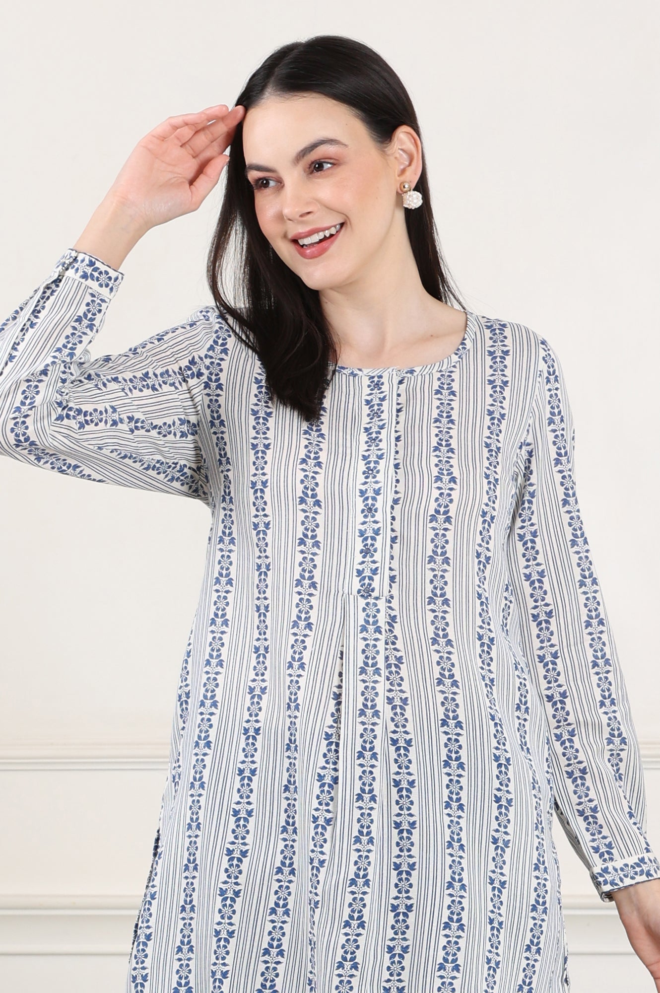 https://cdn.shopify.com/s/files/1/0722/3148/5636/files/24FEW31097-123003_1_1e2ac5eb-939c-468d-8e7f-5d218f2e2c44.jpg?v=1772277440