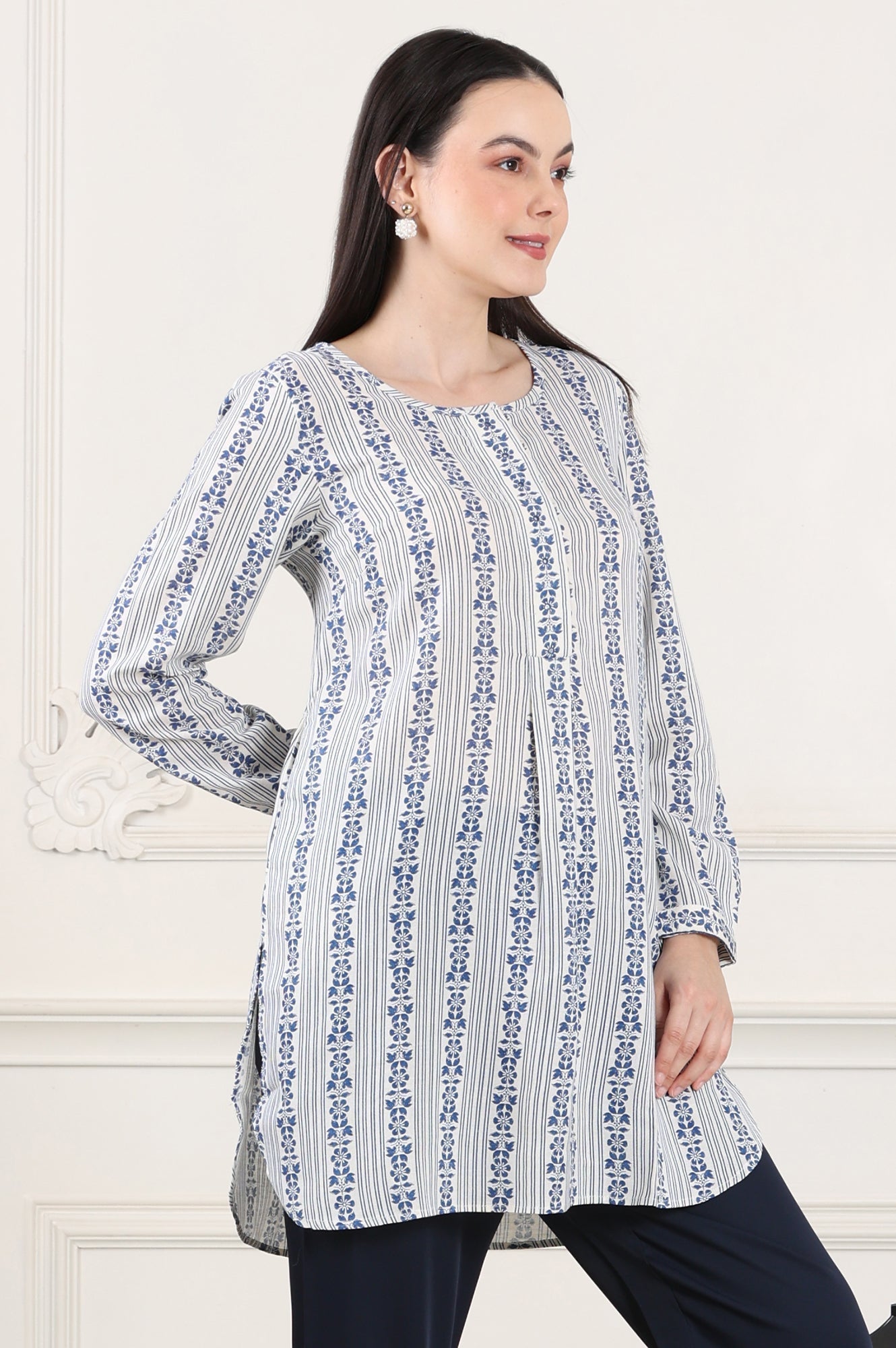 https://cdn.shopify.com/s/files/1/0722/3148/5636/files/24FEW31097-123003_6_015c673e-18bb-4b81-9e48-4da48249bc41.jpg?v=1772277440
