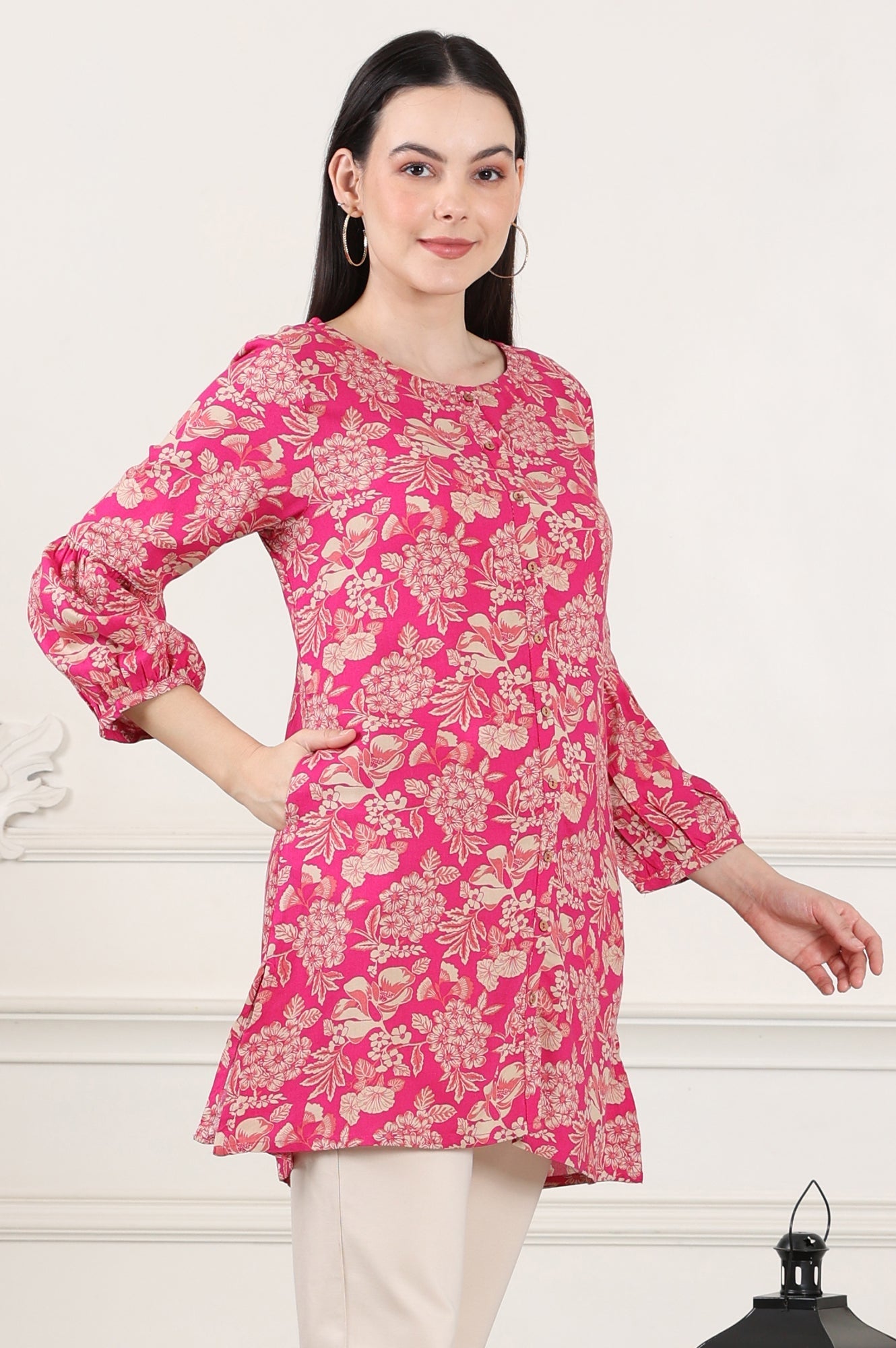 https://cdn.shopify.com/s/files/1/0722/3148/5636/files/24FEW31098-123226_6_364102b5-744e-460b-bd2e-0df19cdfbbd6.jpg?v=1772277443
