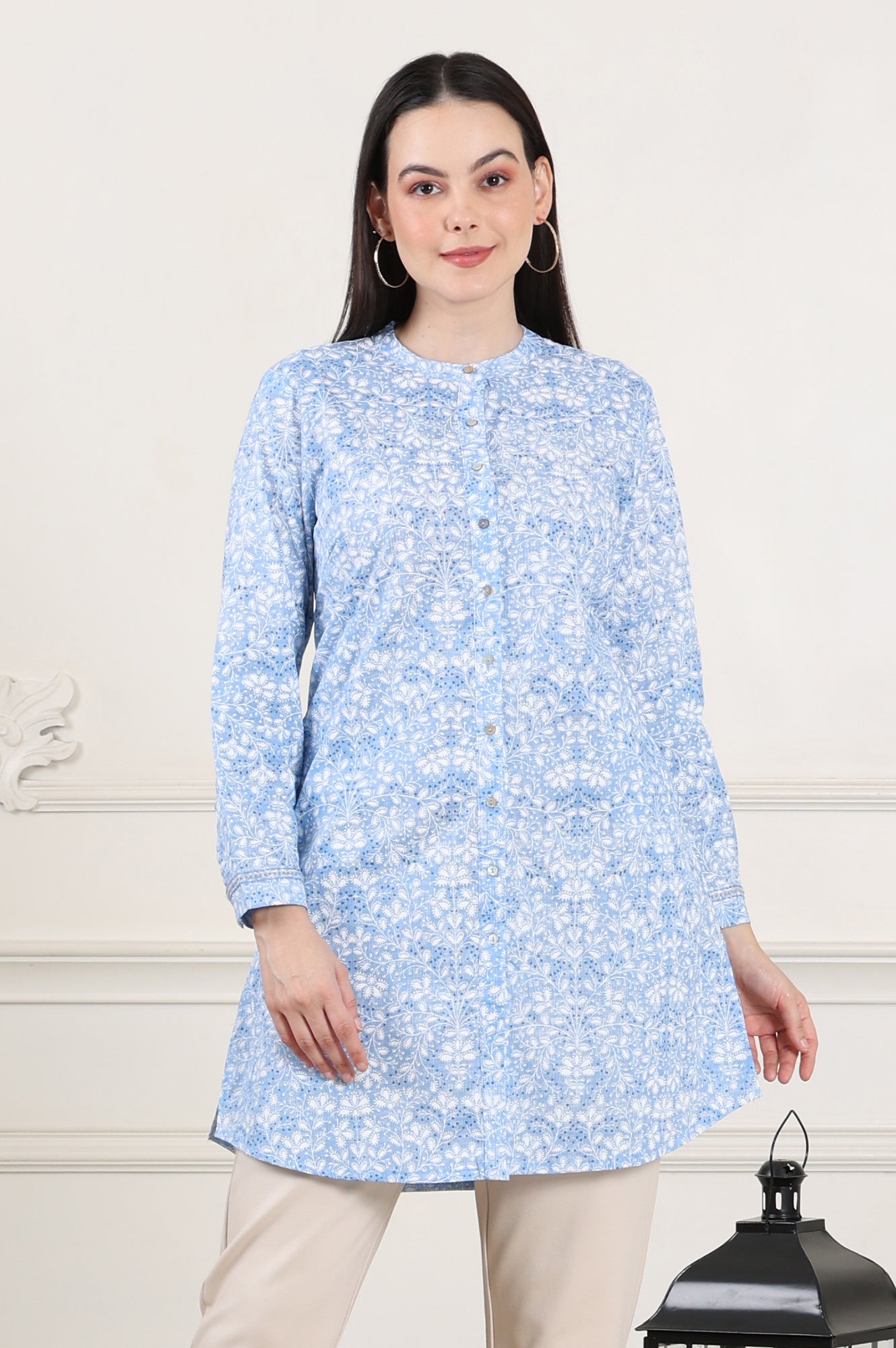 https://cdn.shopify.com/s/files/1/0722/3148/5636/files/24FEW31100-123072_2_575a4683-1da3-4e84-b549-e5b683f5cb59.jpg?v=1772277451