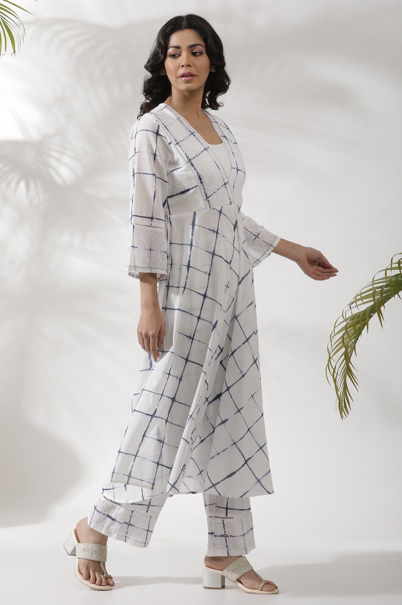 https://cdn.shopify.com/s/files/1/0722/3148/5636/files/24FEWS10510-123558_5.jpg?v=1760607200