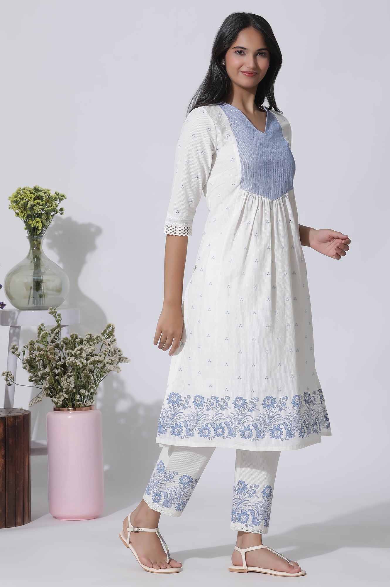https://cdn.shopify.com/s/files/1/0722/3148/5636/files/24FEWS10516-123619_5_f3f19008-8d08-4c8e-8b45-c23f7842ddbd.jpg?v=1760597730