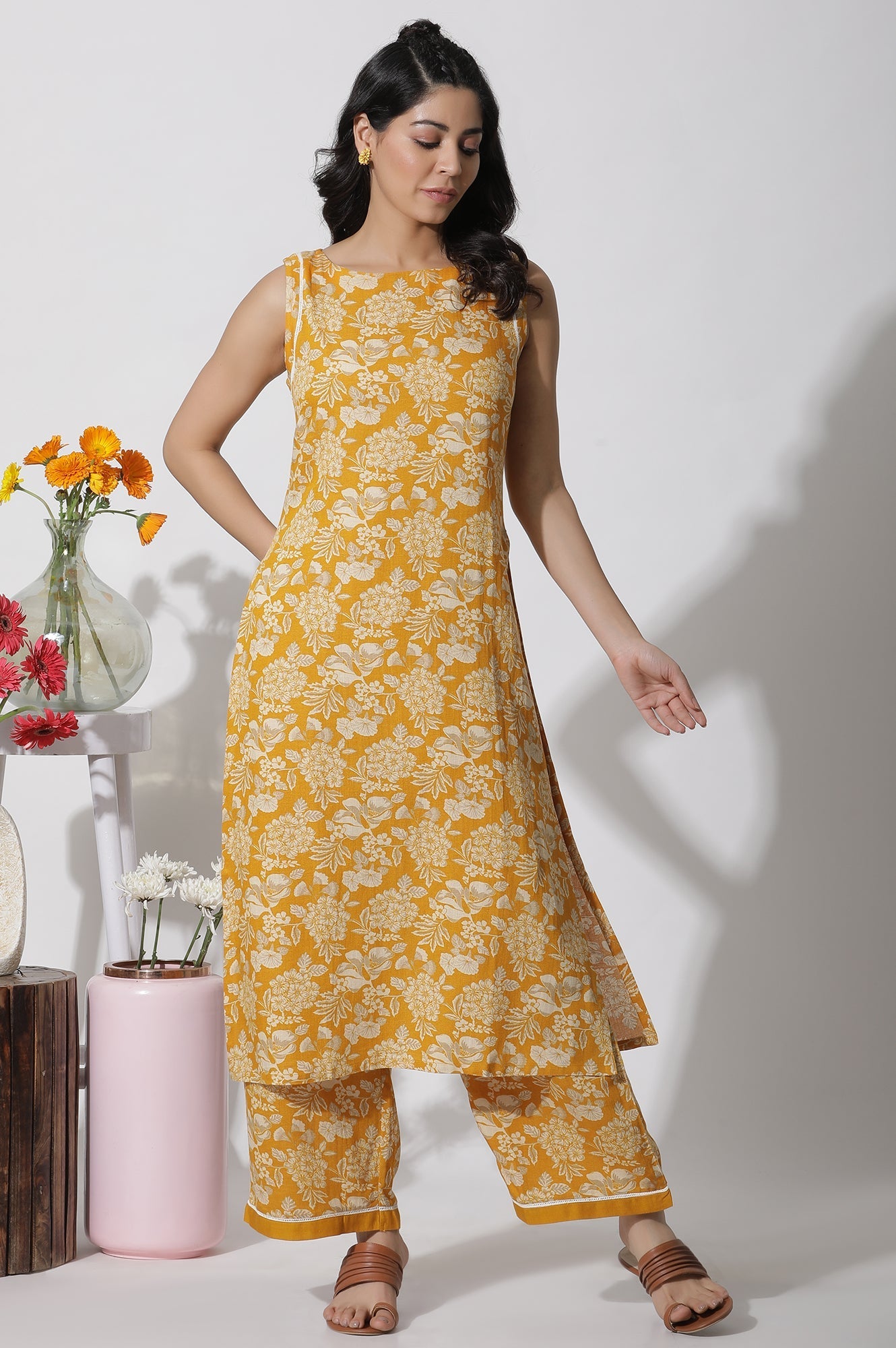 https://cdn.shopify.com/s/files/1/0722/3148/5636/files/24FEWS10593-123340_1_6095f8e5-292c-41b8-b351-e49dc775c22e.jpg?v=1772277082